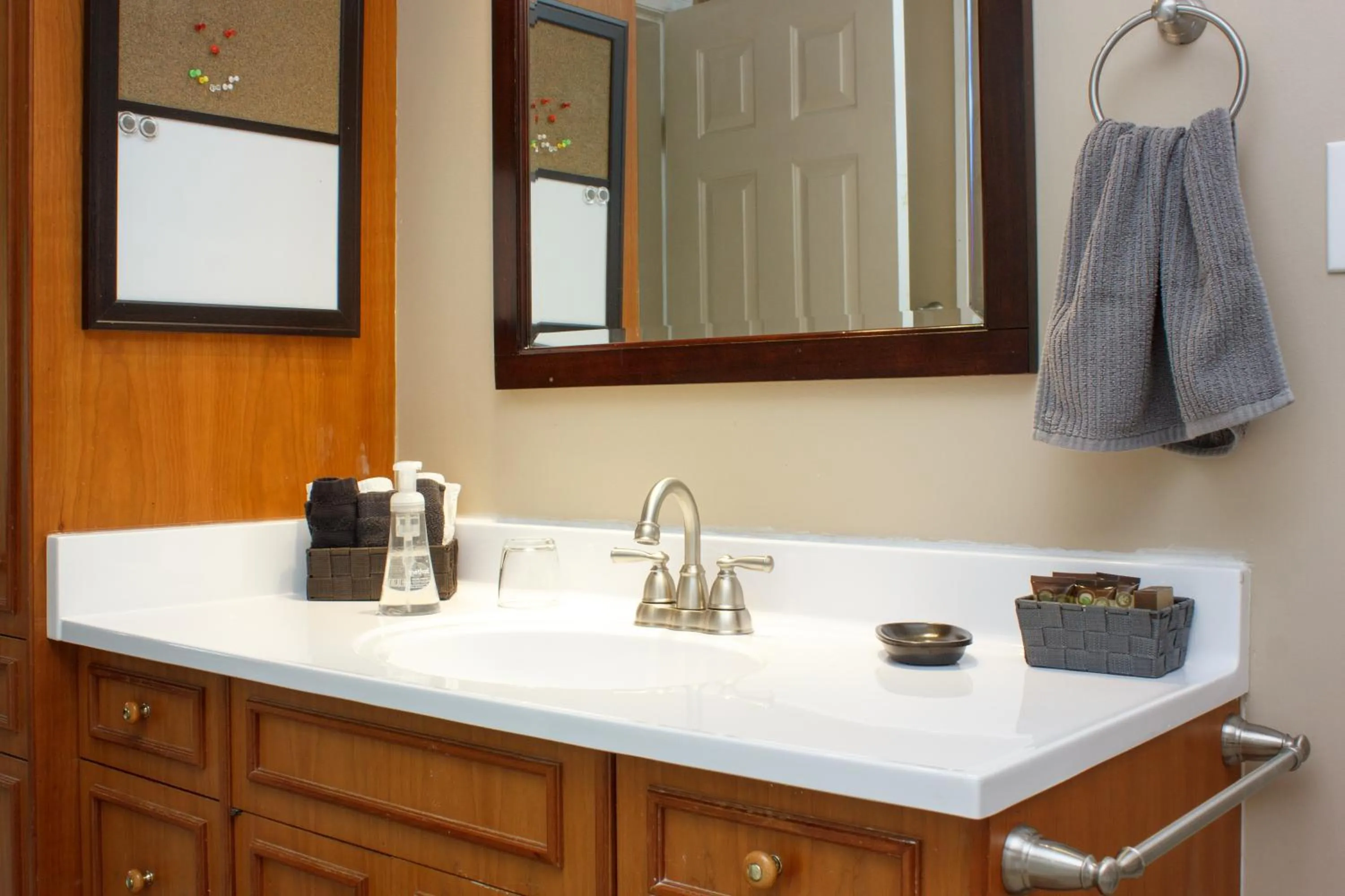 Shower in Coles Bay Vacation Retreat