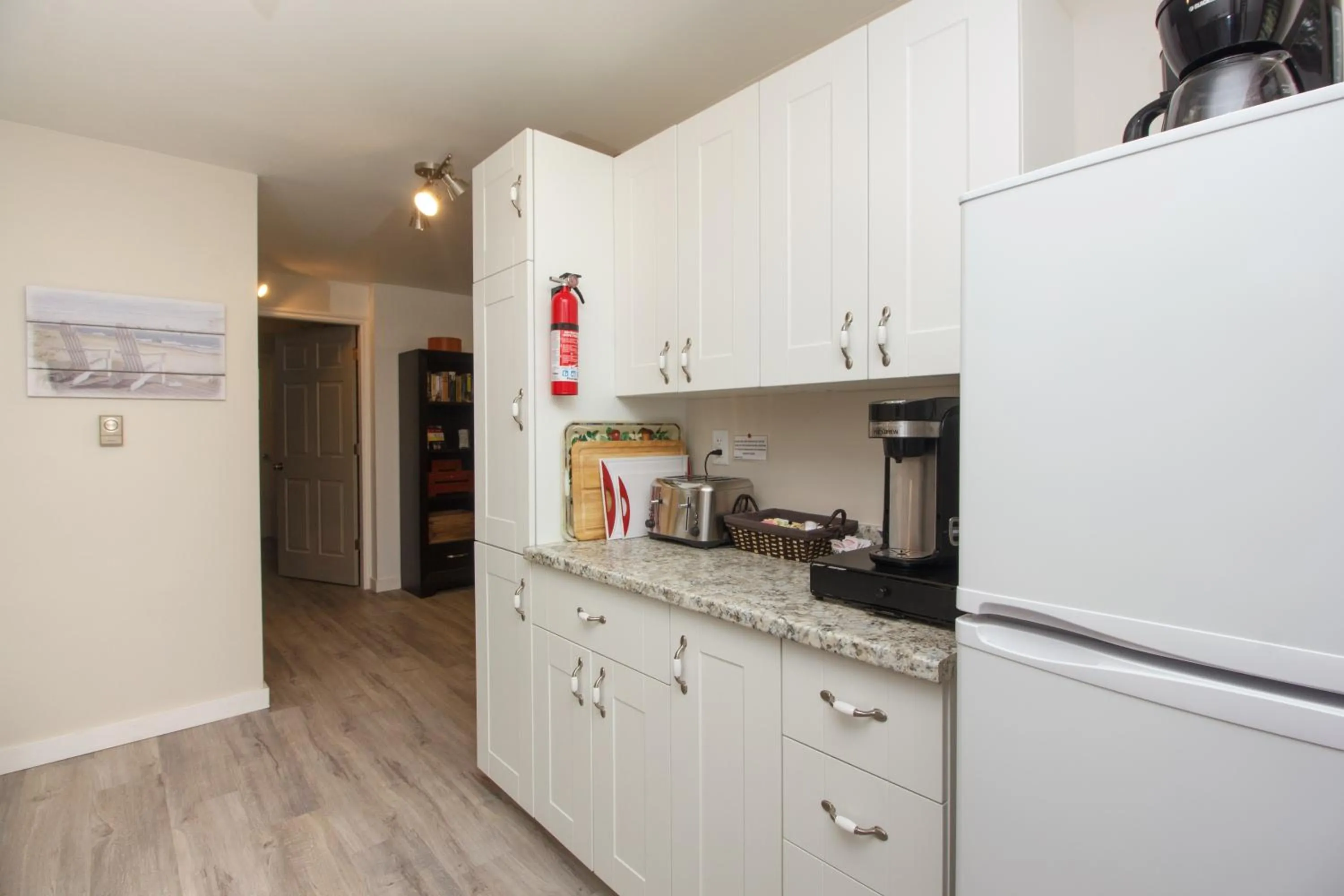 Kitchen or kitchenette in Coles Bay Vacation Retreat