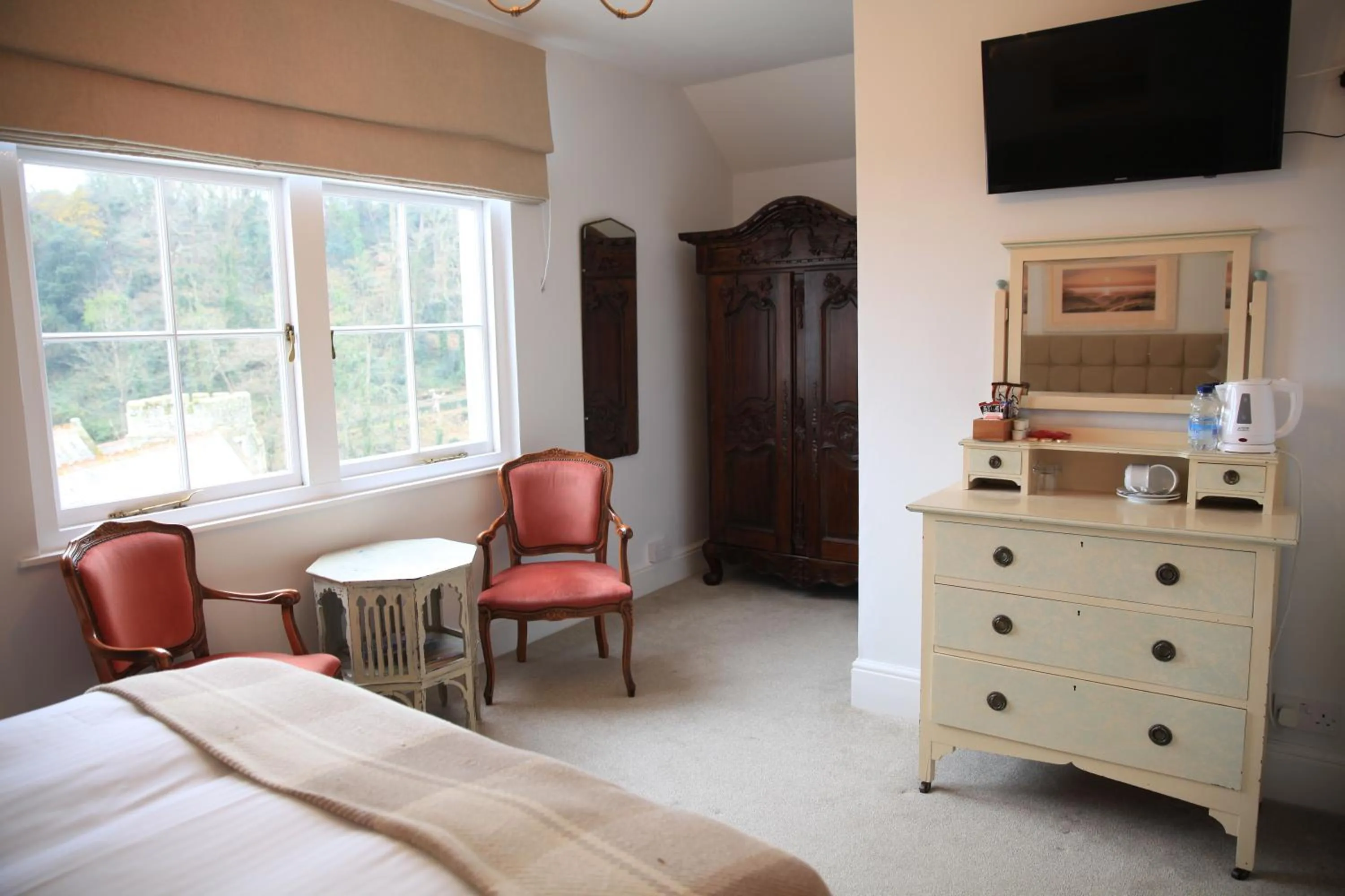 Bedroom, Bed in The Bonnicott Hotel Lynmouth