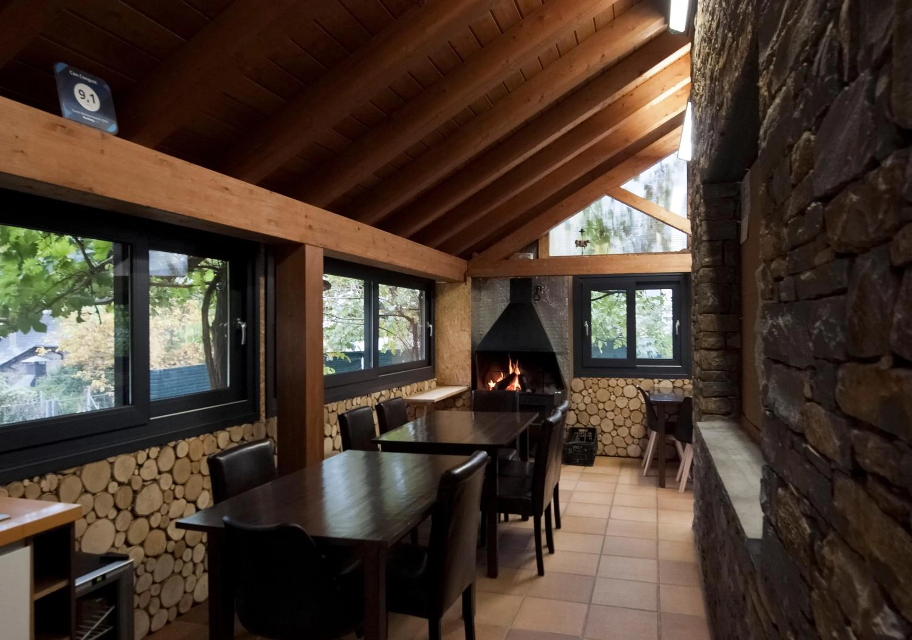 Dining area in Can Congost