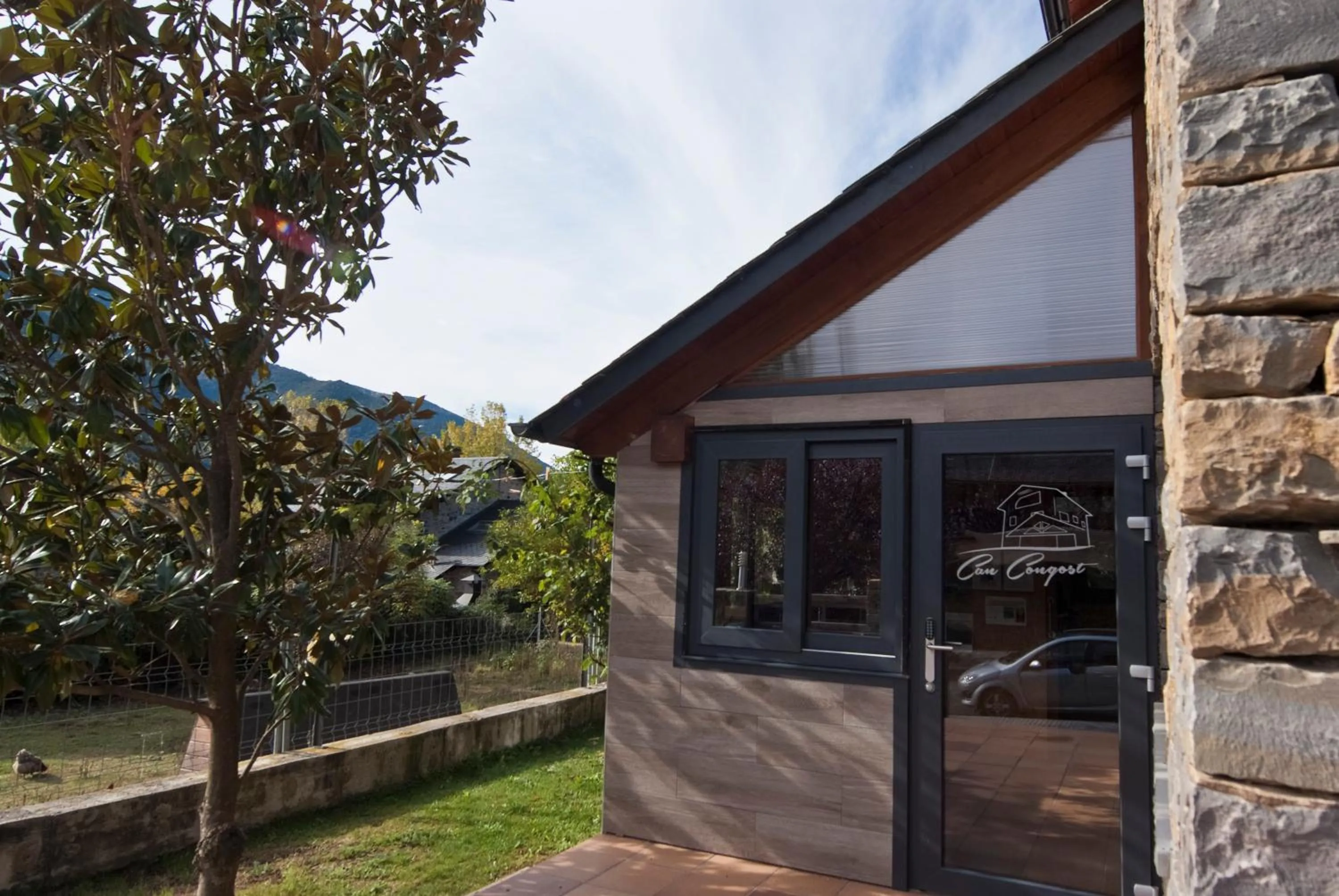 Facade/entrance in Can Congost