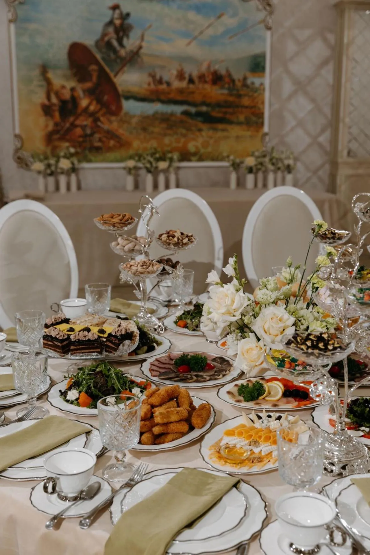 Food and drinks in Boutique Hotel Tomiris