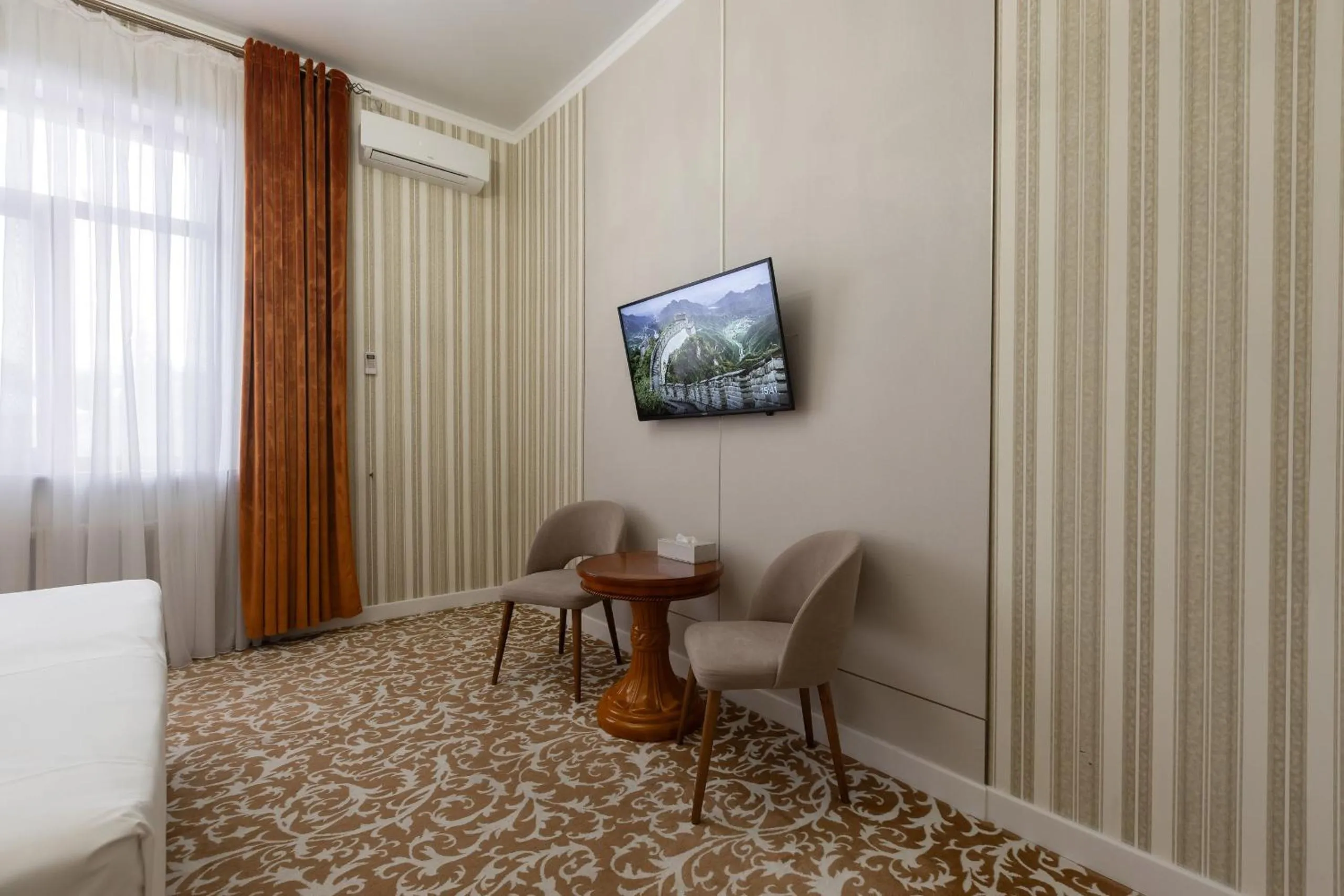 TV and multimedia in Boutique Hotel Tomiris