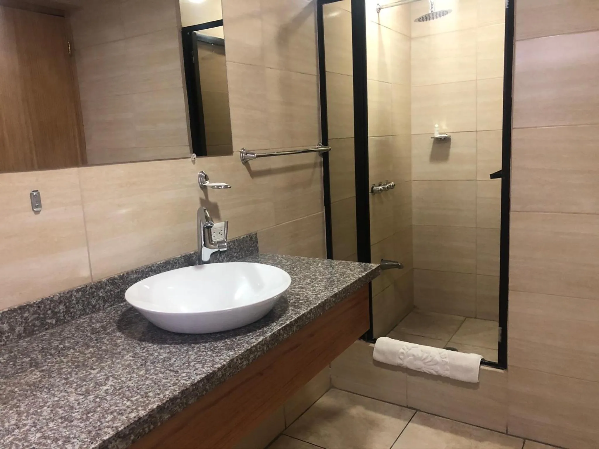 Bathroom in Hotel Ambassador