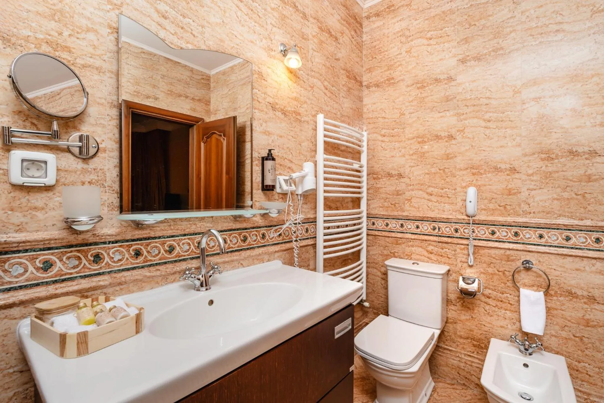 Bathroom in Festa Winter Palace Hotel