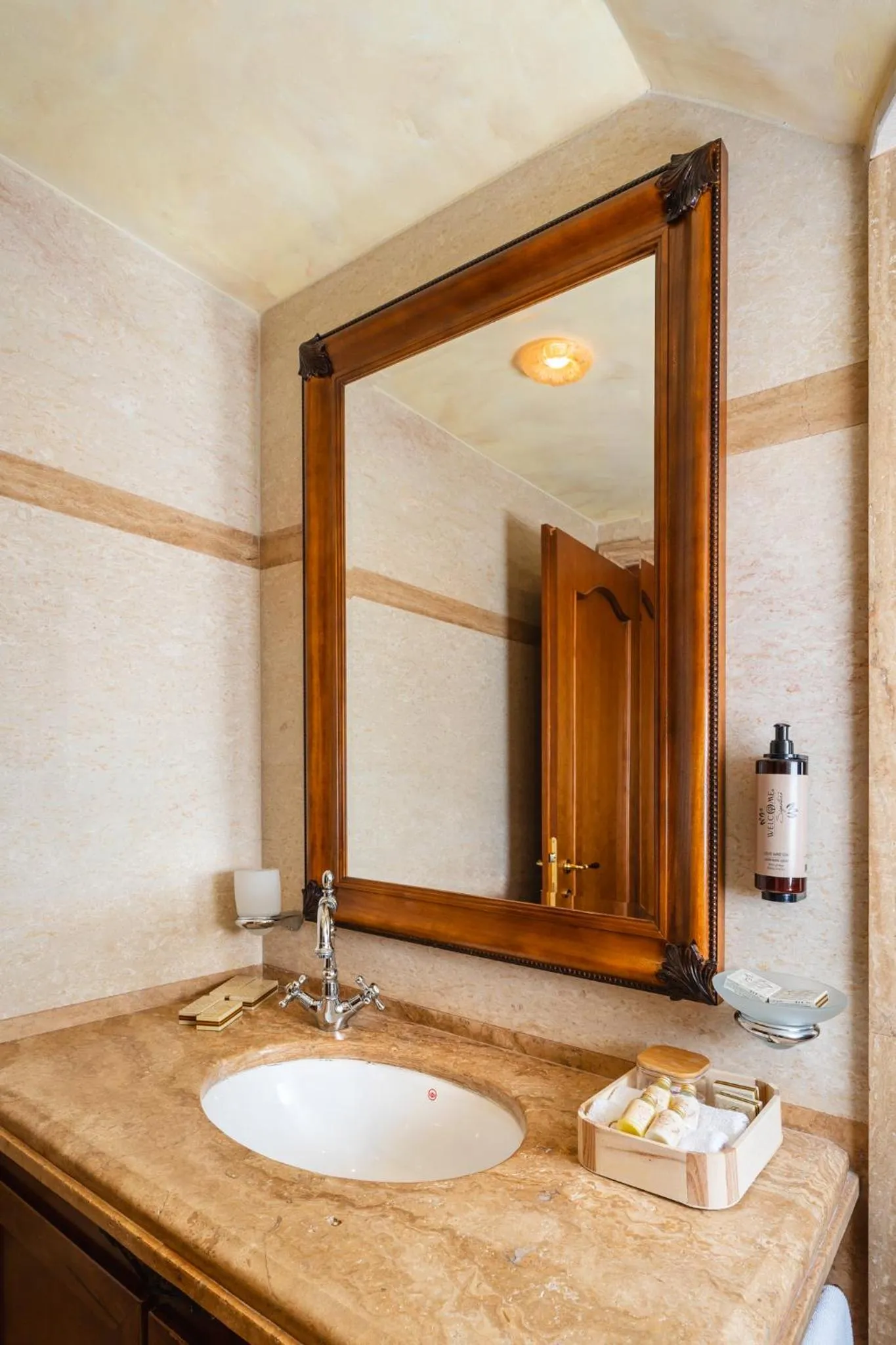 Bathroom in Festa Winter Palace Hotel