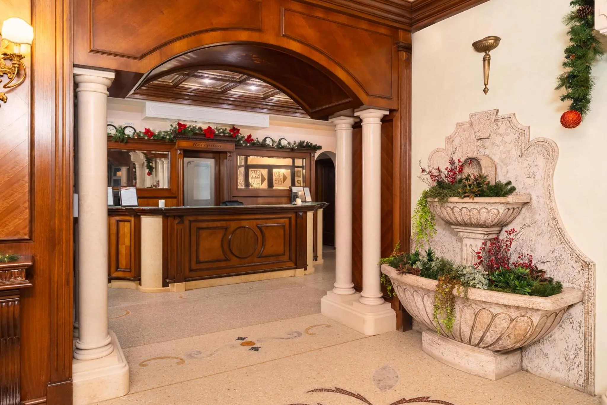 Lobby or reception in Festa Winter Palace Hotel