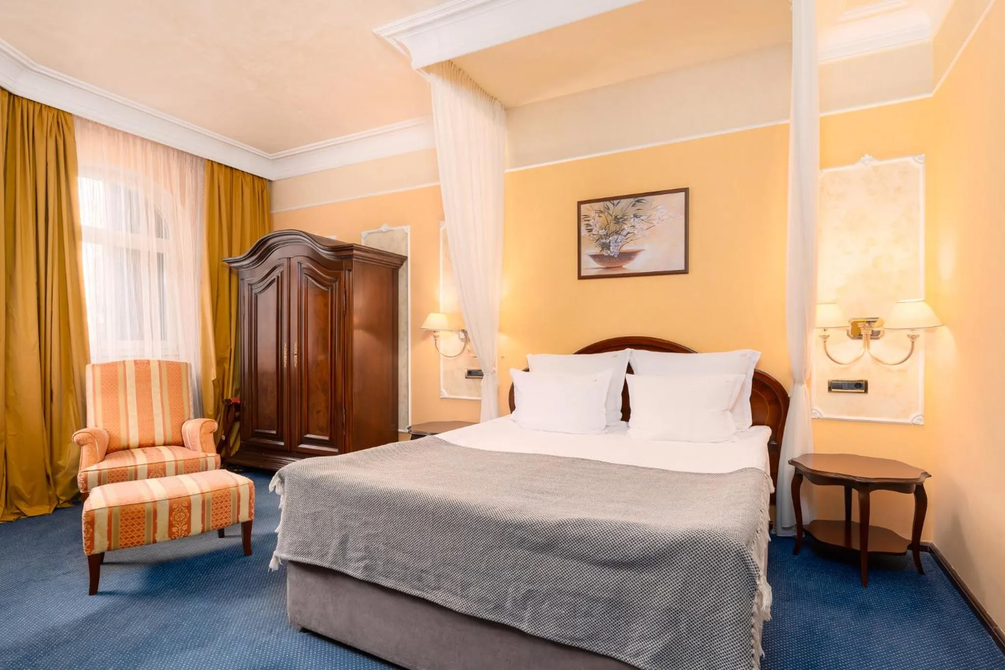 Bed in Festa Winter Palace Hotel