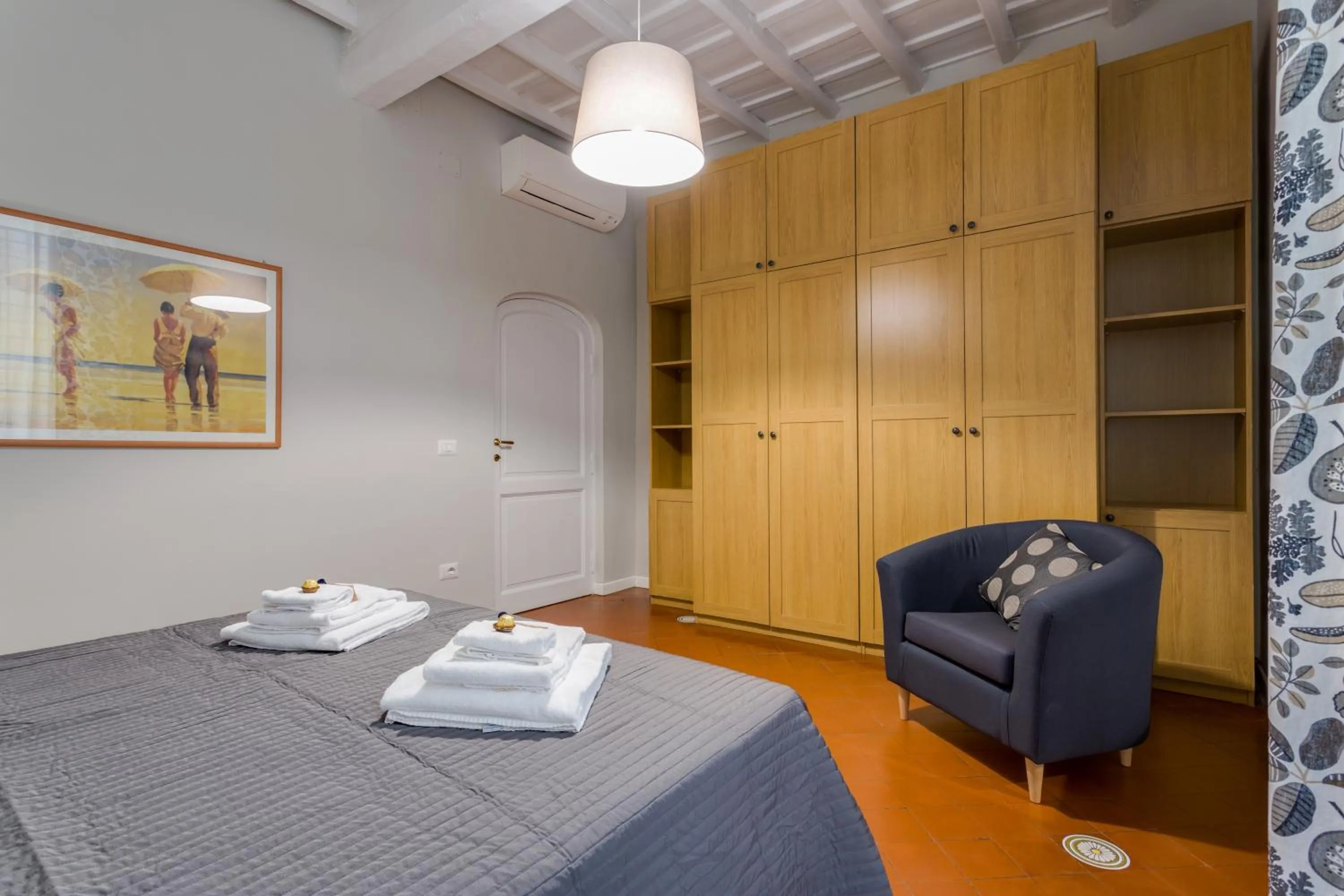 Photo of the whole room, Bed in Rome as you feel - Grotta Pinta apartments