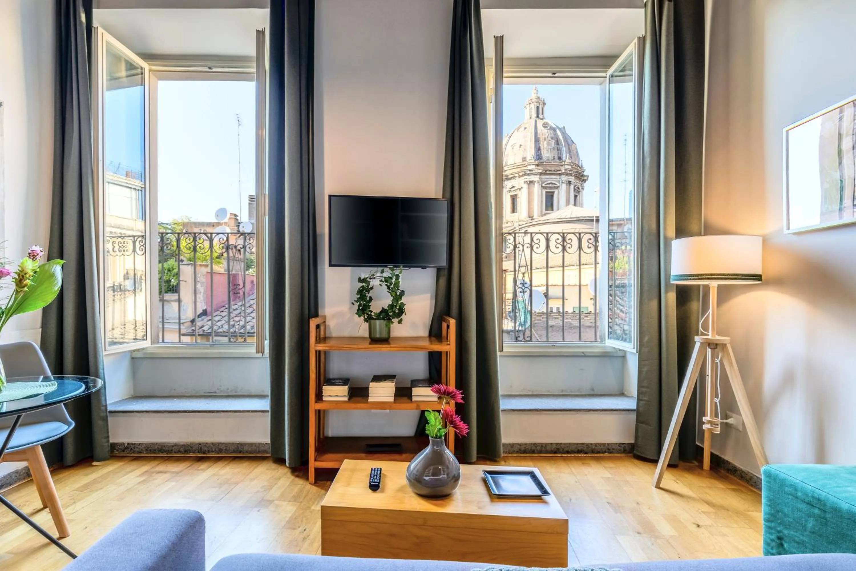 View (from property/room) in Rome as you feel - Grotta Pinta apartments