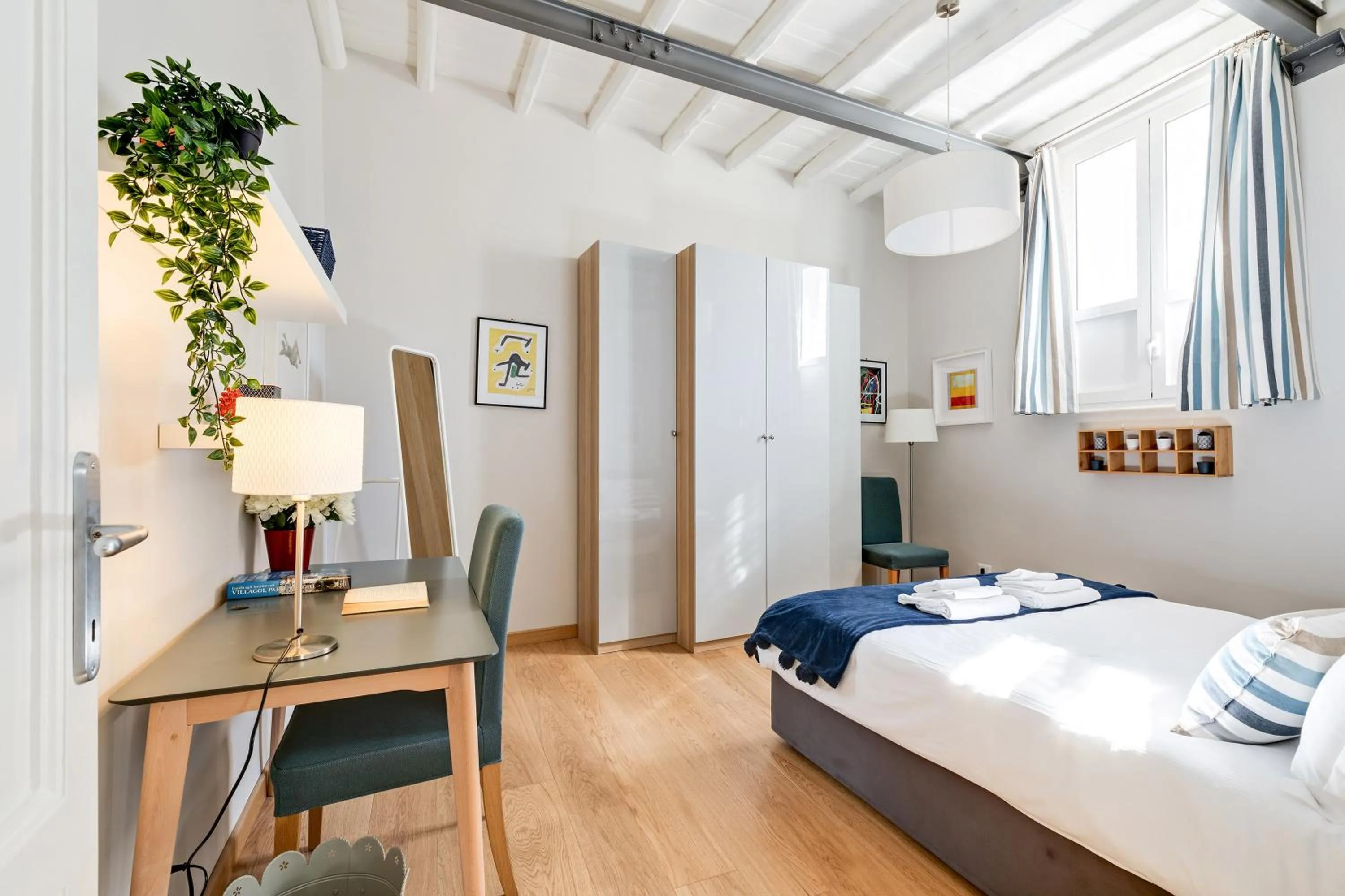 Photo of the whole room, Bed in Rome as you feel - Grotta Pinta apartments