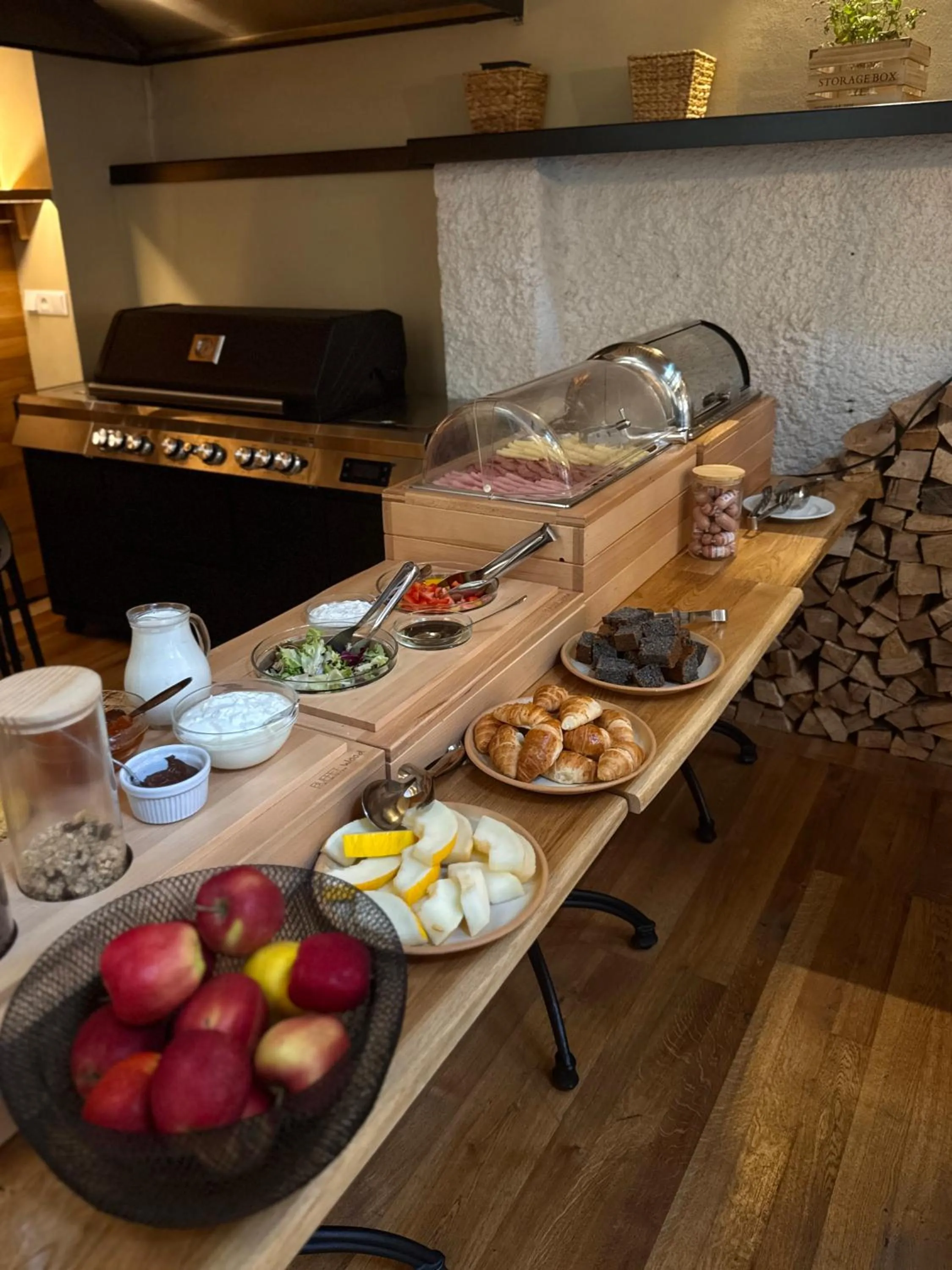 Buffet breakfast in Pension SKLEP