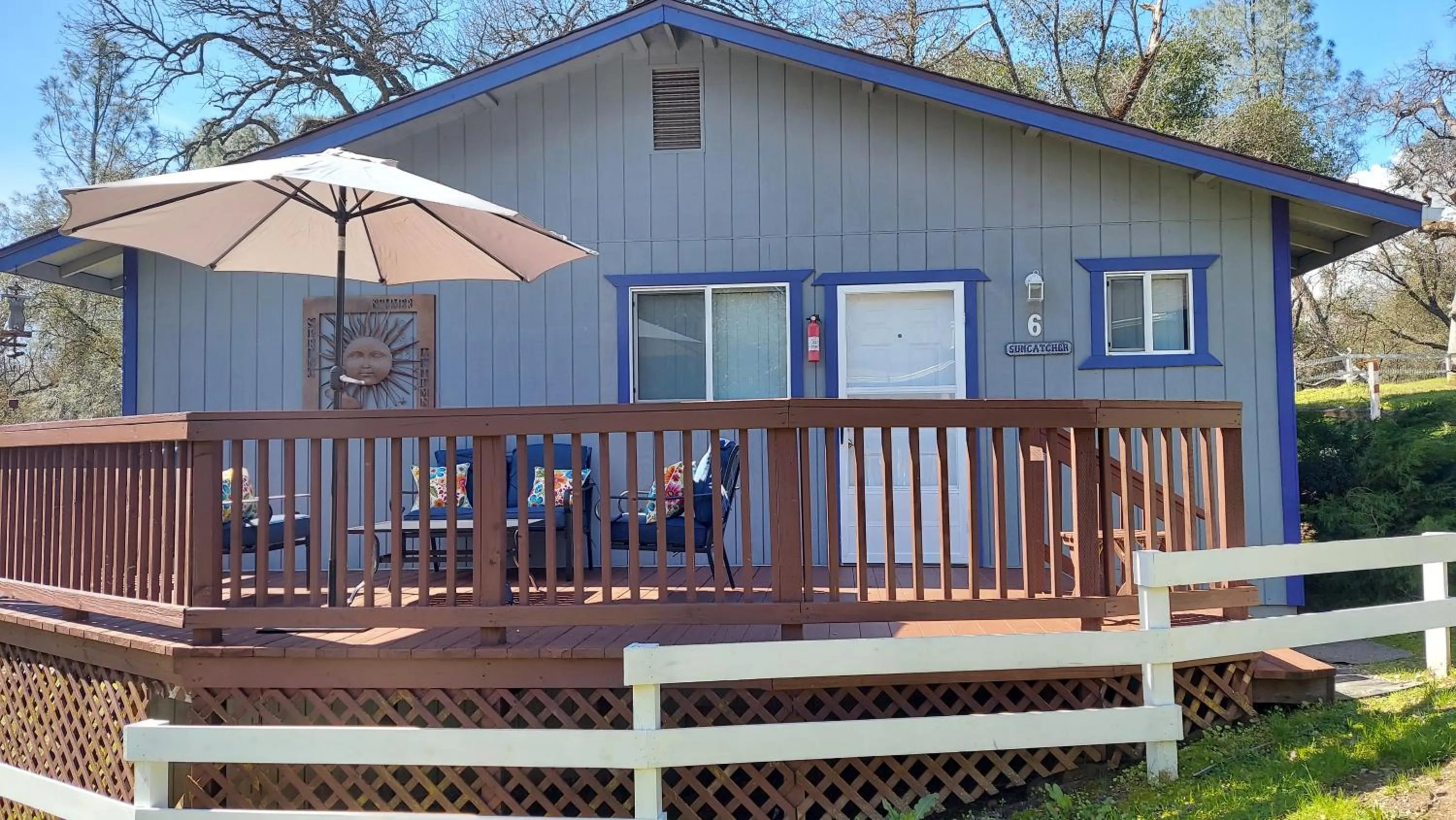 Property building in Little Valley Inn