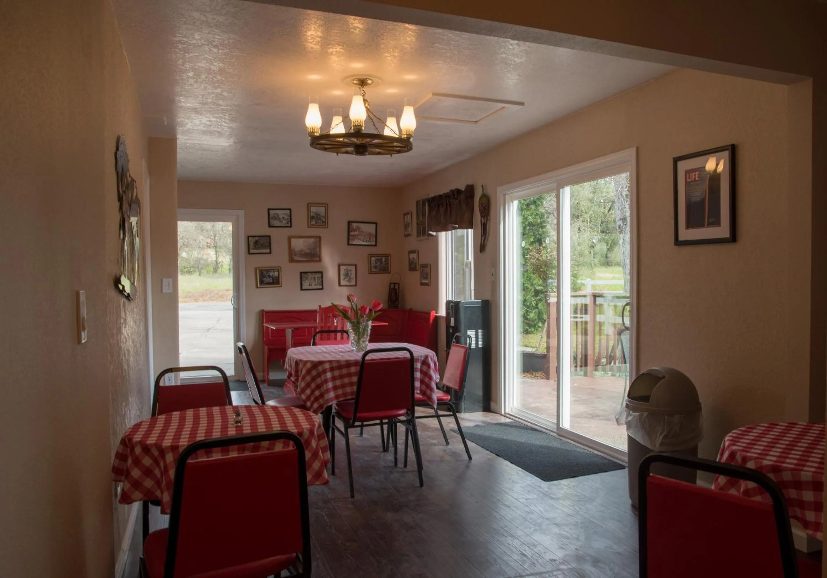 Property building in Little Valley Inn
