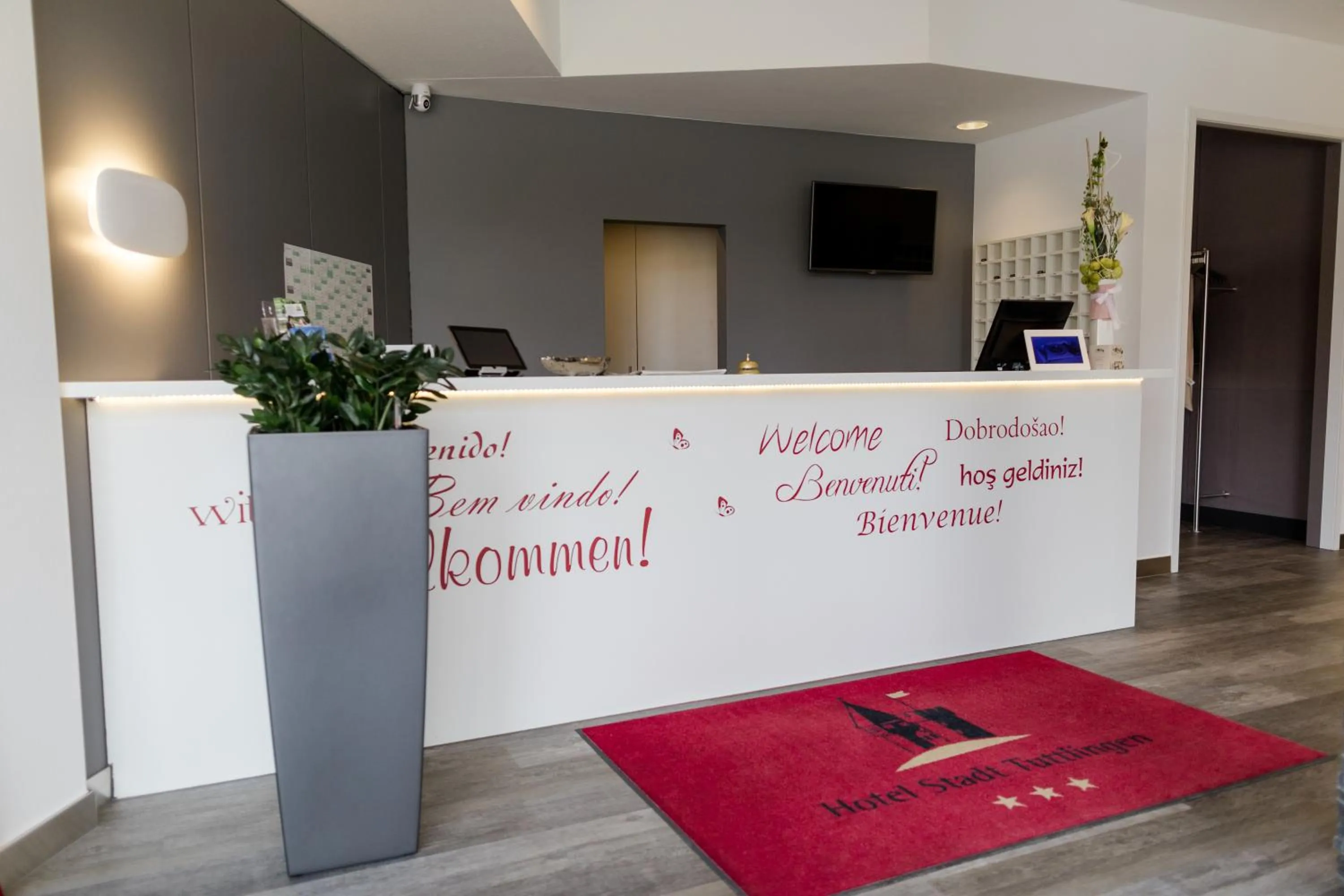 Lobby or reception in Hotel Stadt Tuttlingen