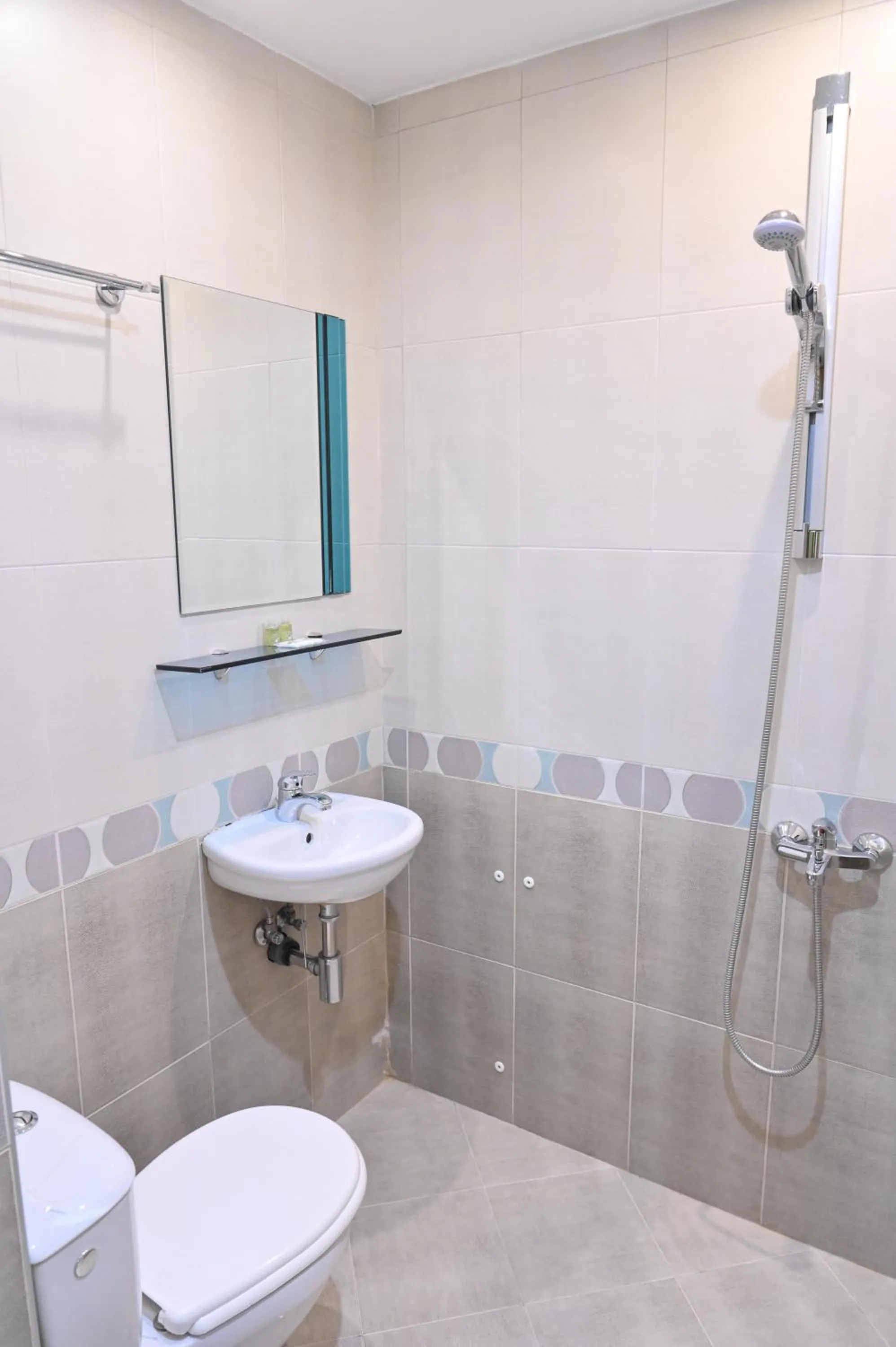 Hotel Rothmans-Breakfast - Free parking - Lobby