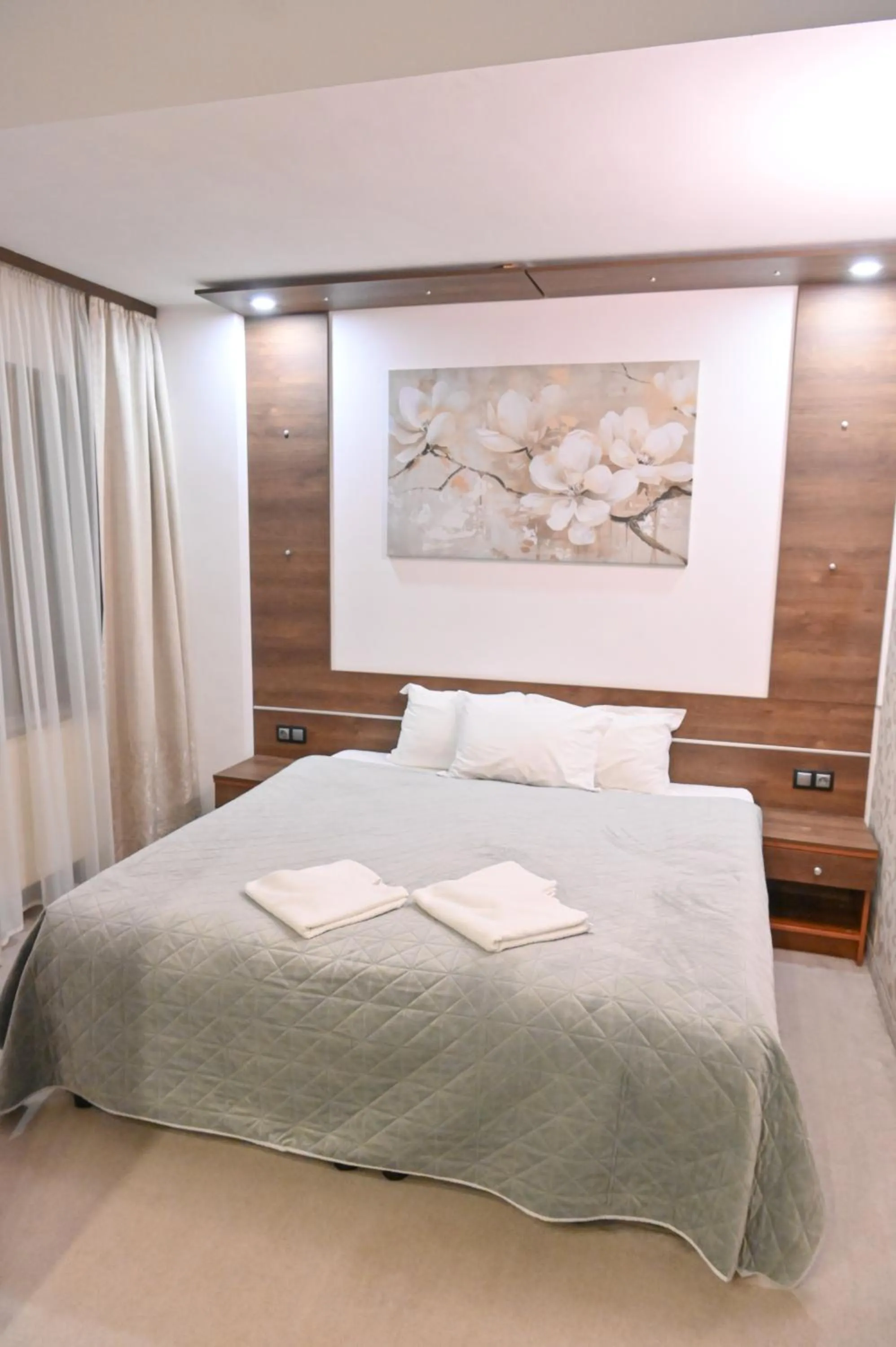 Bed in Hotel Rothmans-Breakfast - Free parking - Lobby