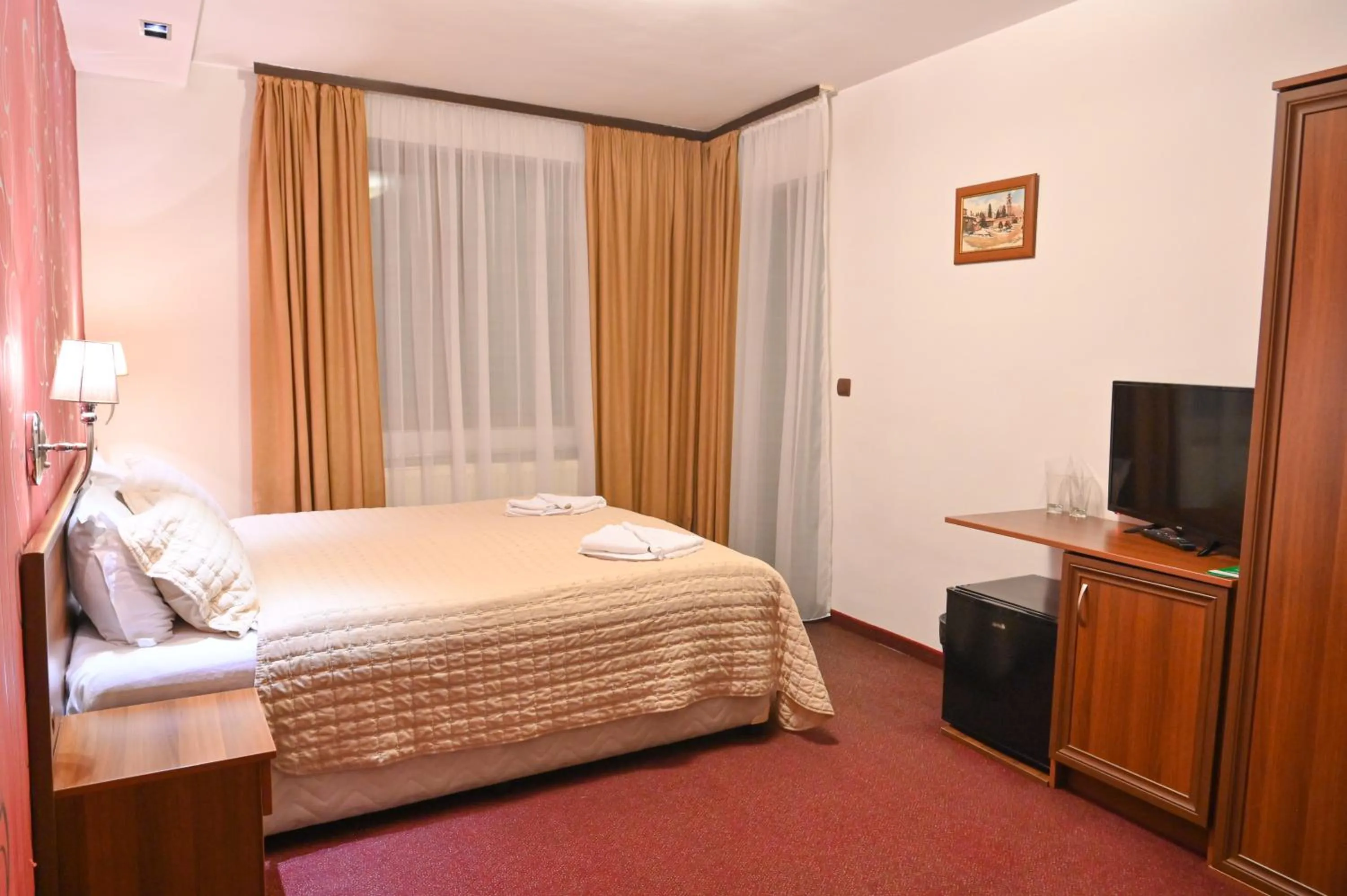 Bed in Hotel Rothmans-Breakfast - Free parking - Lobby