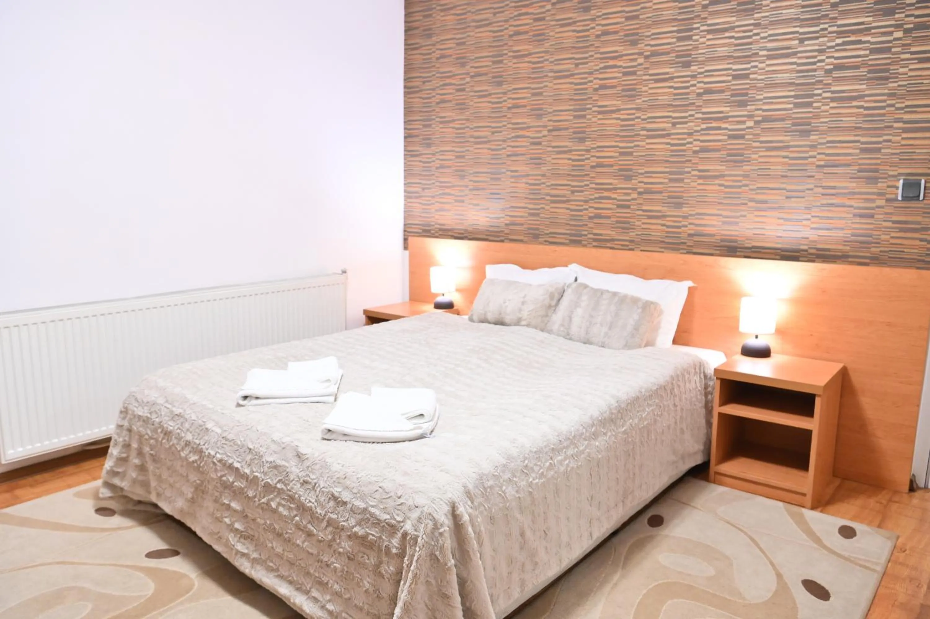 Bed in Hotel Rothmans-Breakfast - Free parking - Lobby