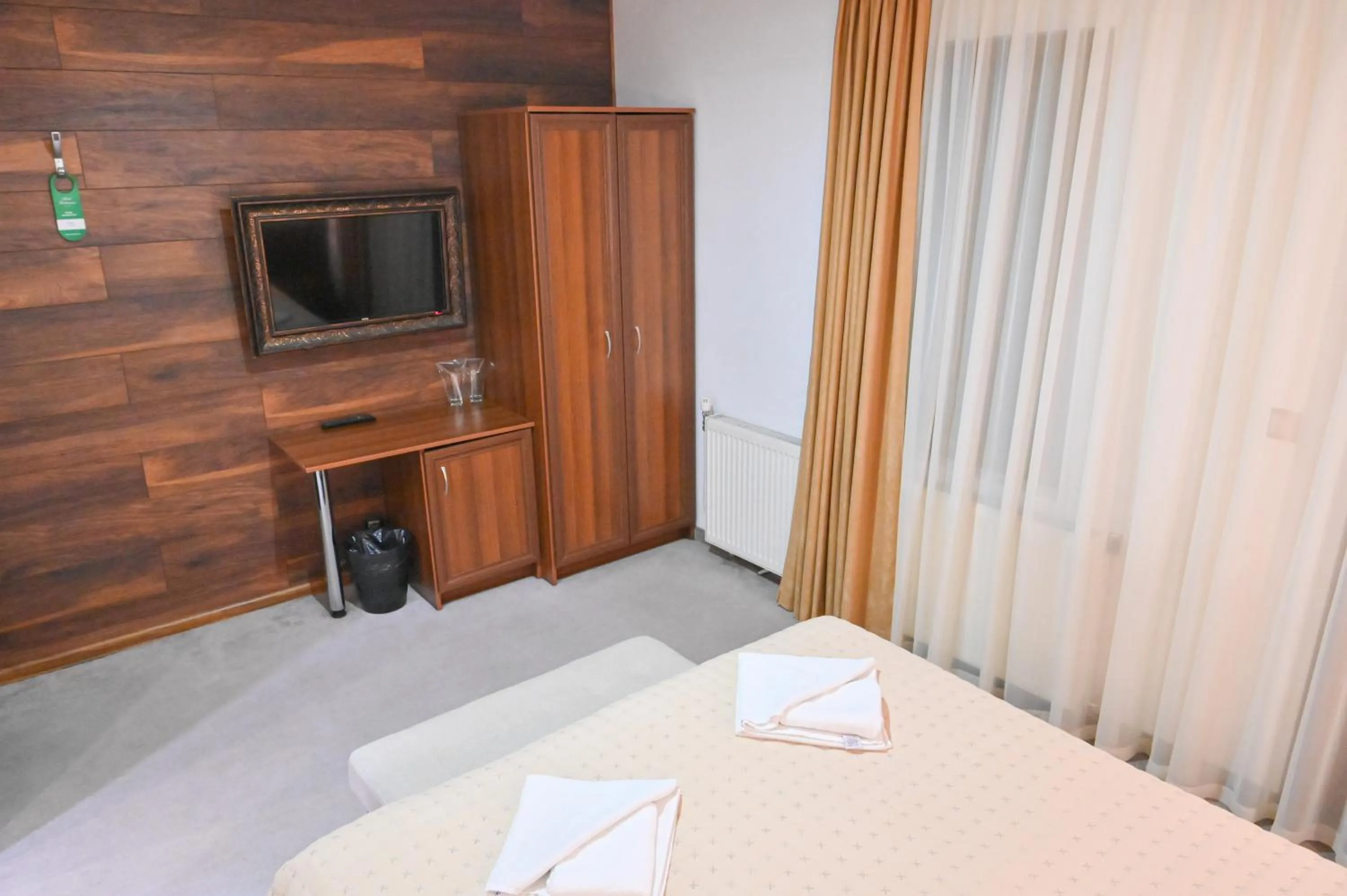 Bed in Hotel Rothmans-Breakfast - Free parking - Lobby