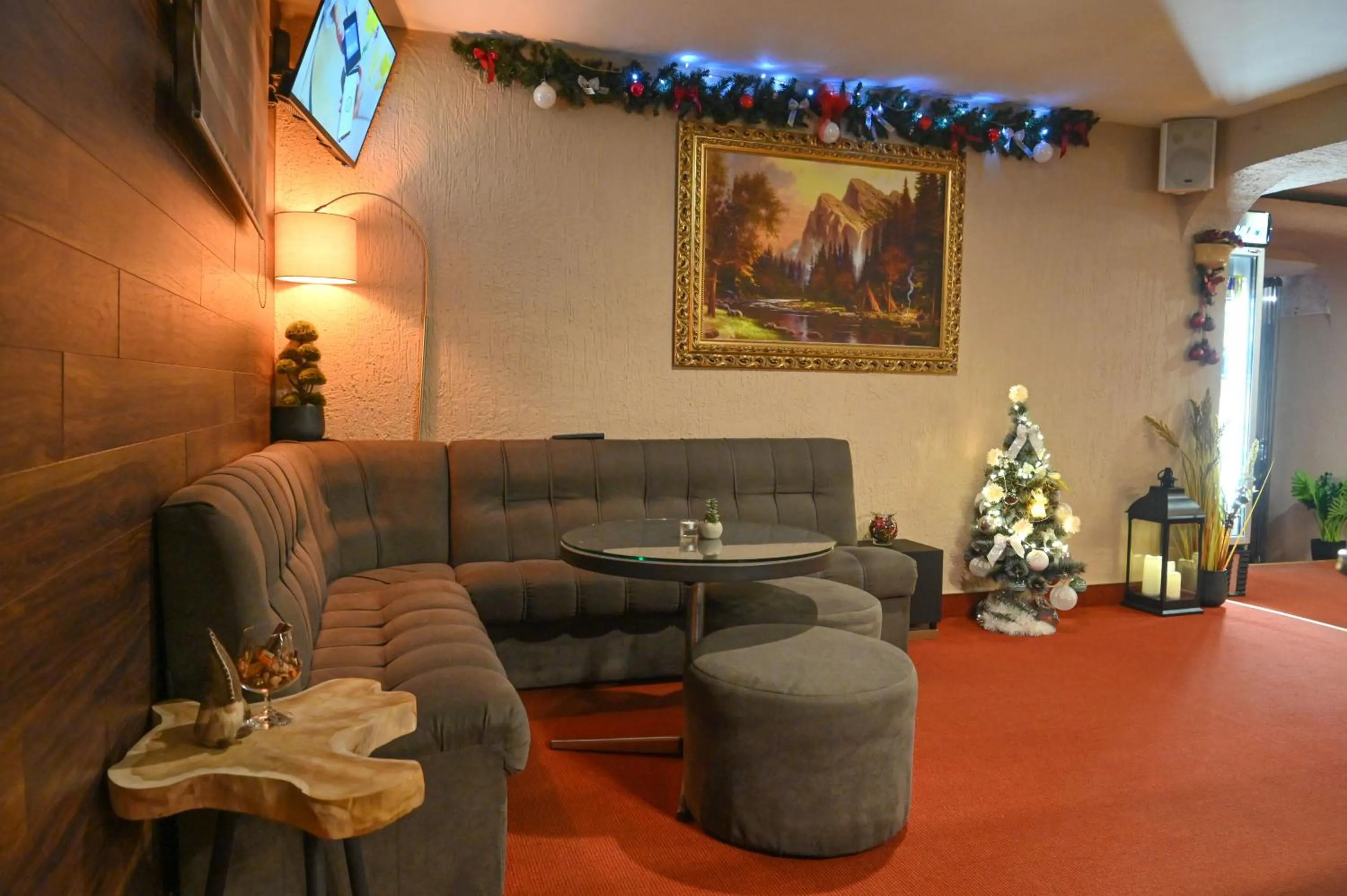 Hotel Rothmans-Breakfast - Free parking - Lobby