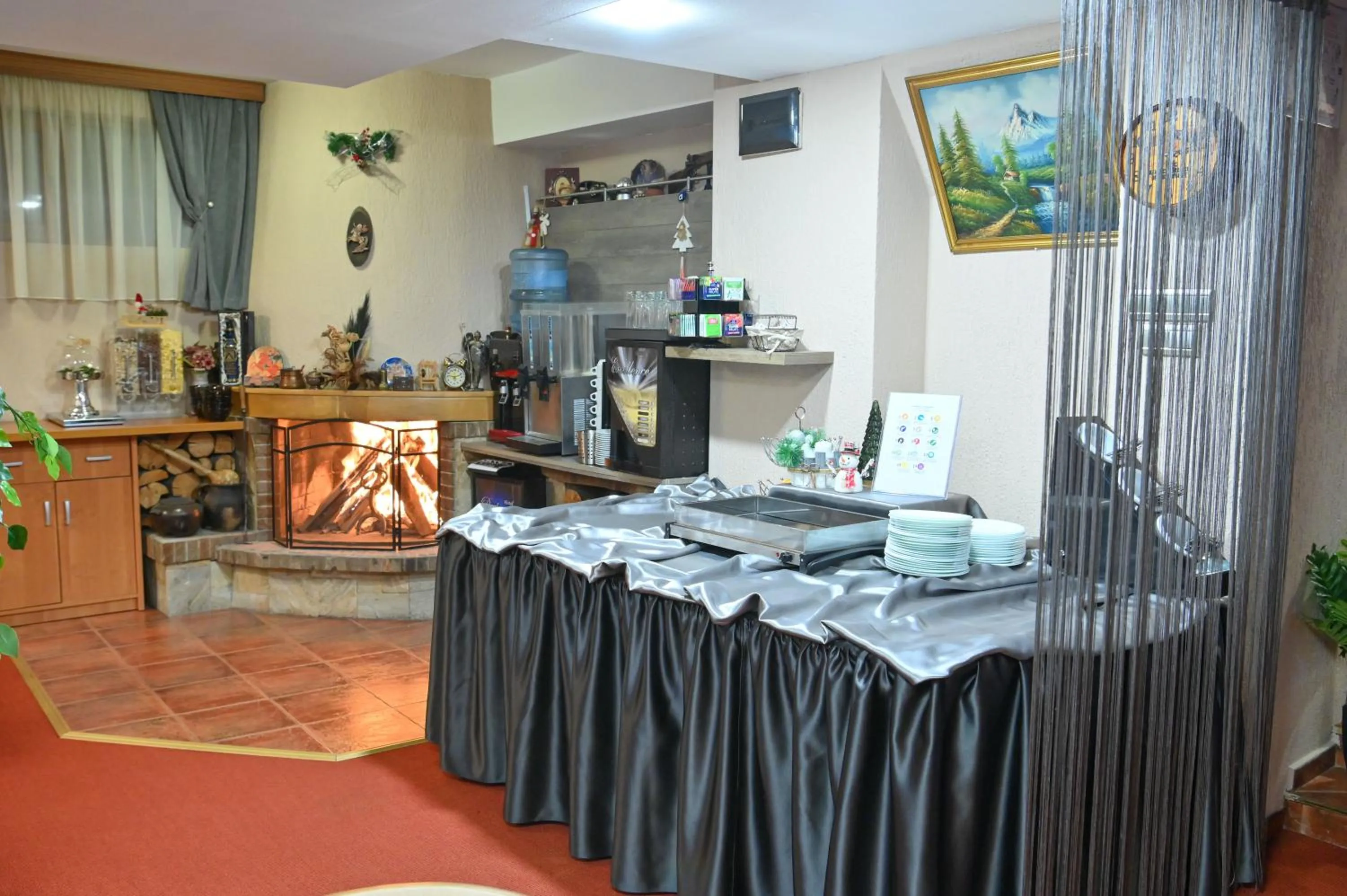 Hotel Rothmans-Breakfast - Free parking - Lobby