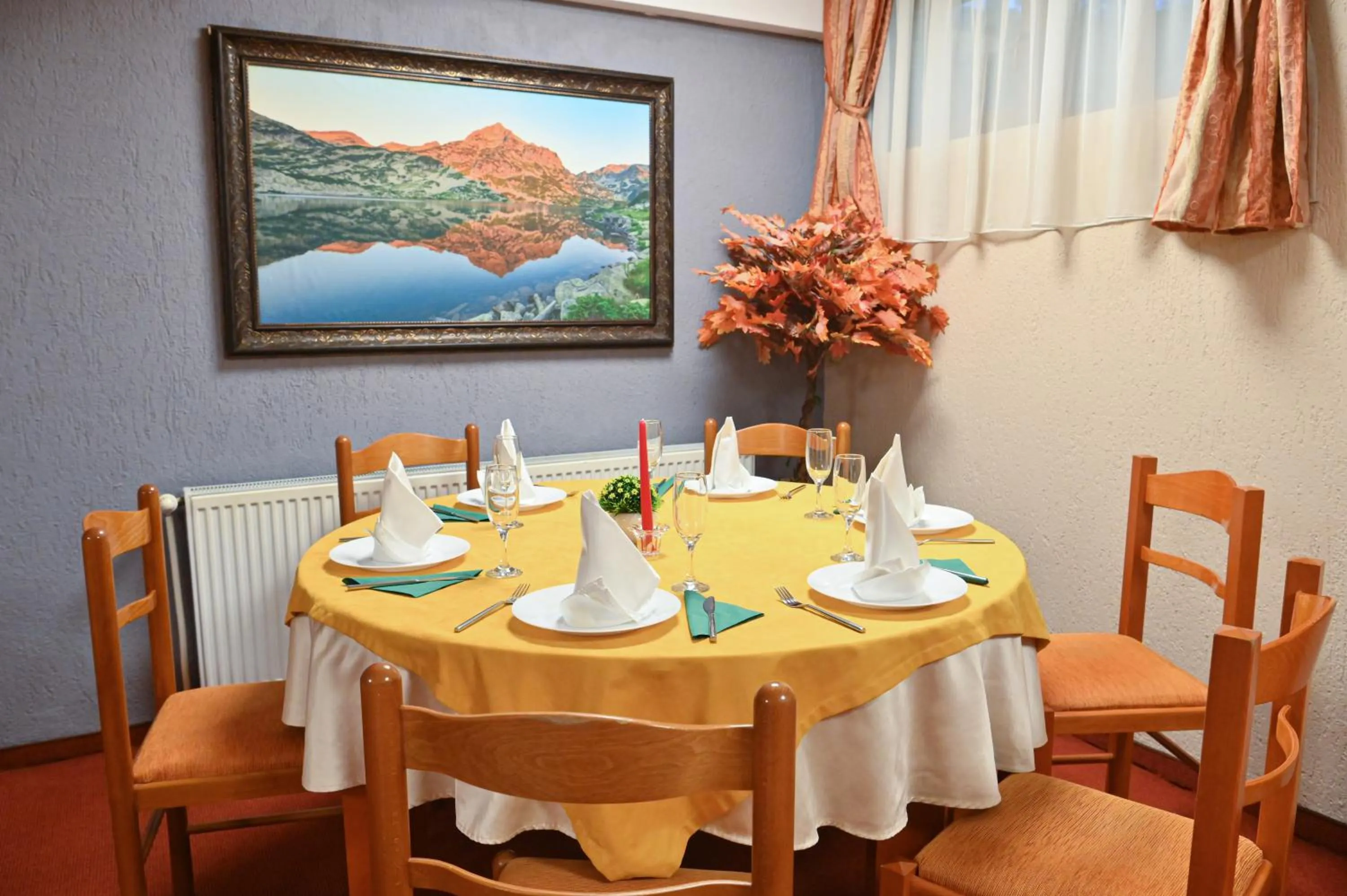 Hotel Rothmans-Breakfast - Free parking - Lobby