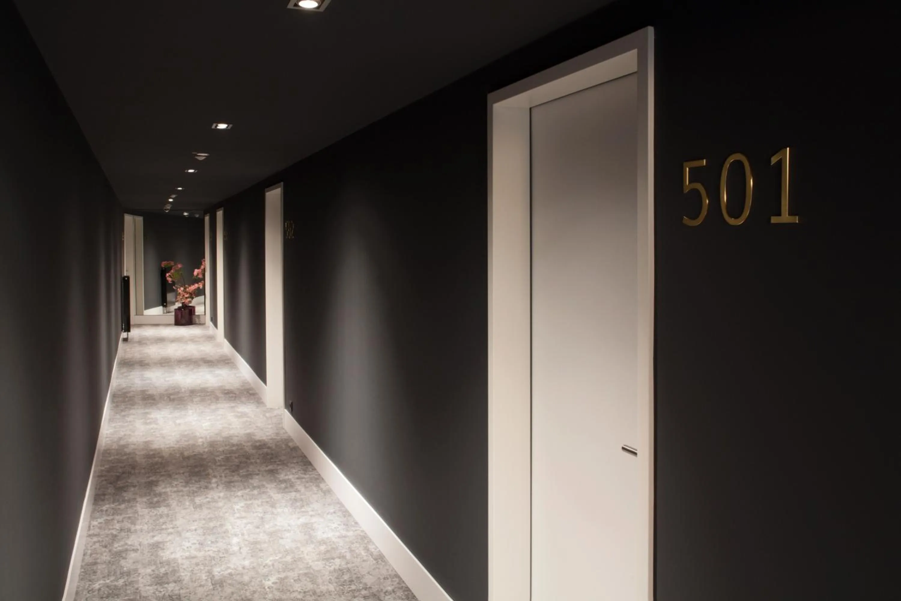 Property building in AMANO HOME Apartments