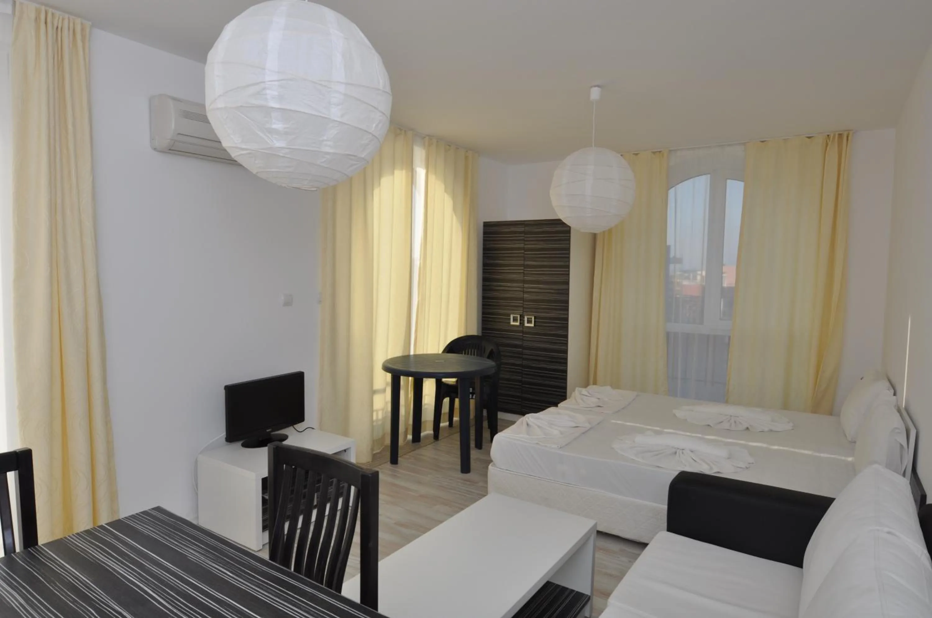 Bed in Boutique Suites Rainbow 4