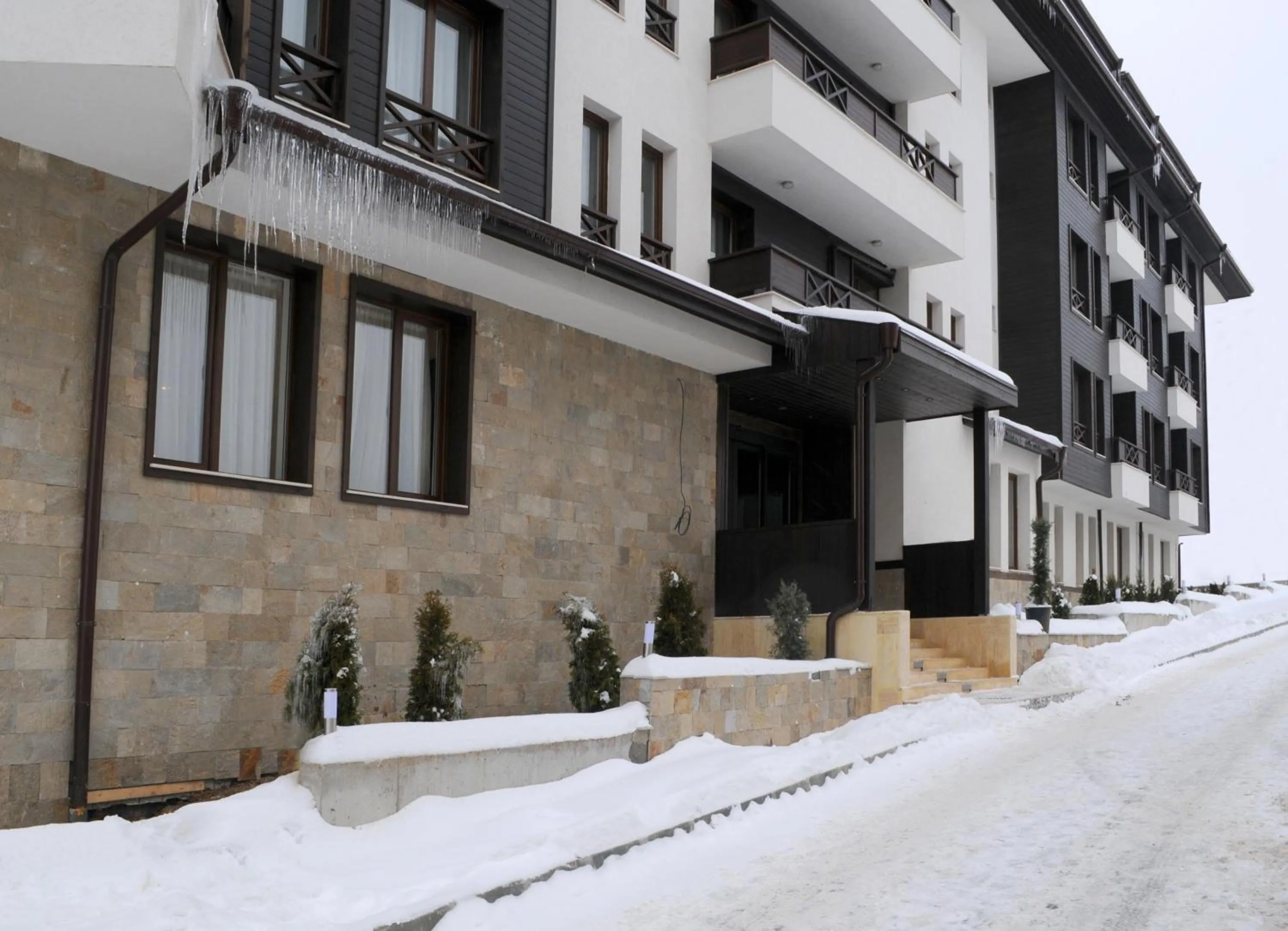 Facade/entrance in Aparthotel Aspen