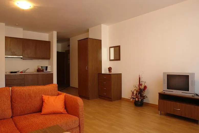 Photo of the whole room in Winslow Elegance Apartments