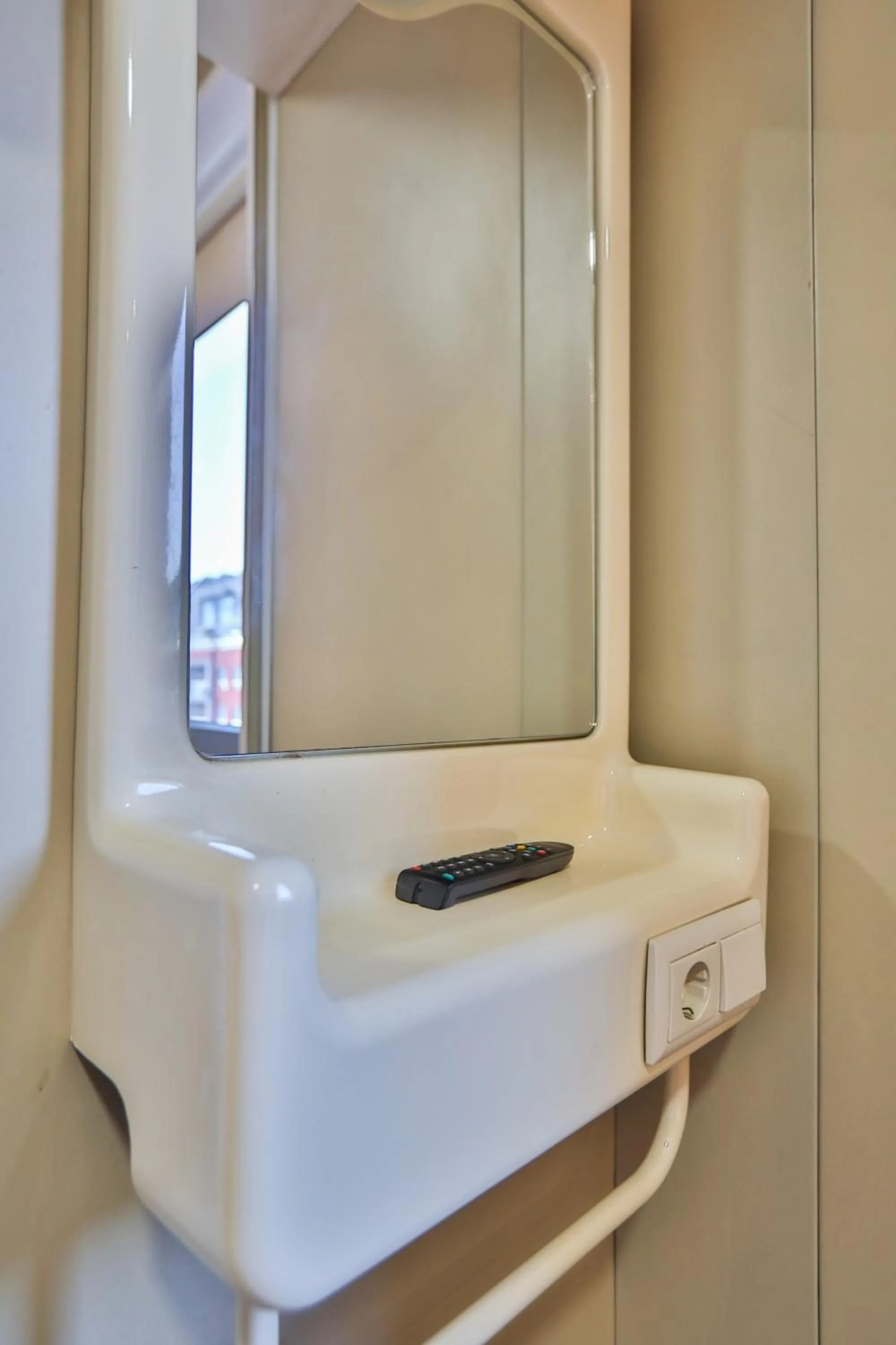 TV and multimedia in easyHotel Sofia