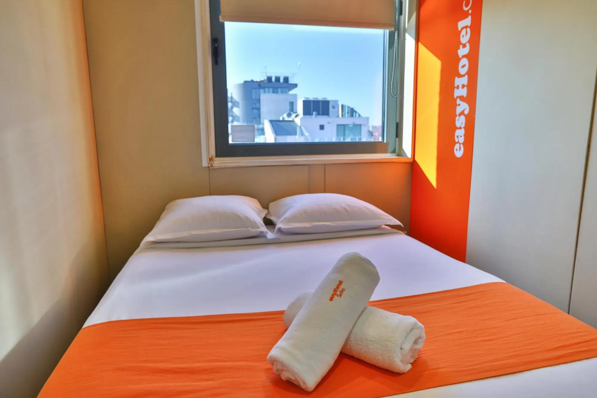 Photo of the whole room, Bed in easyHotel Sofia