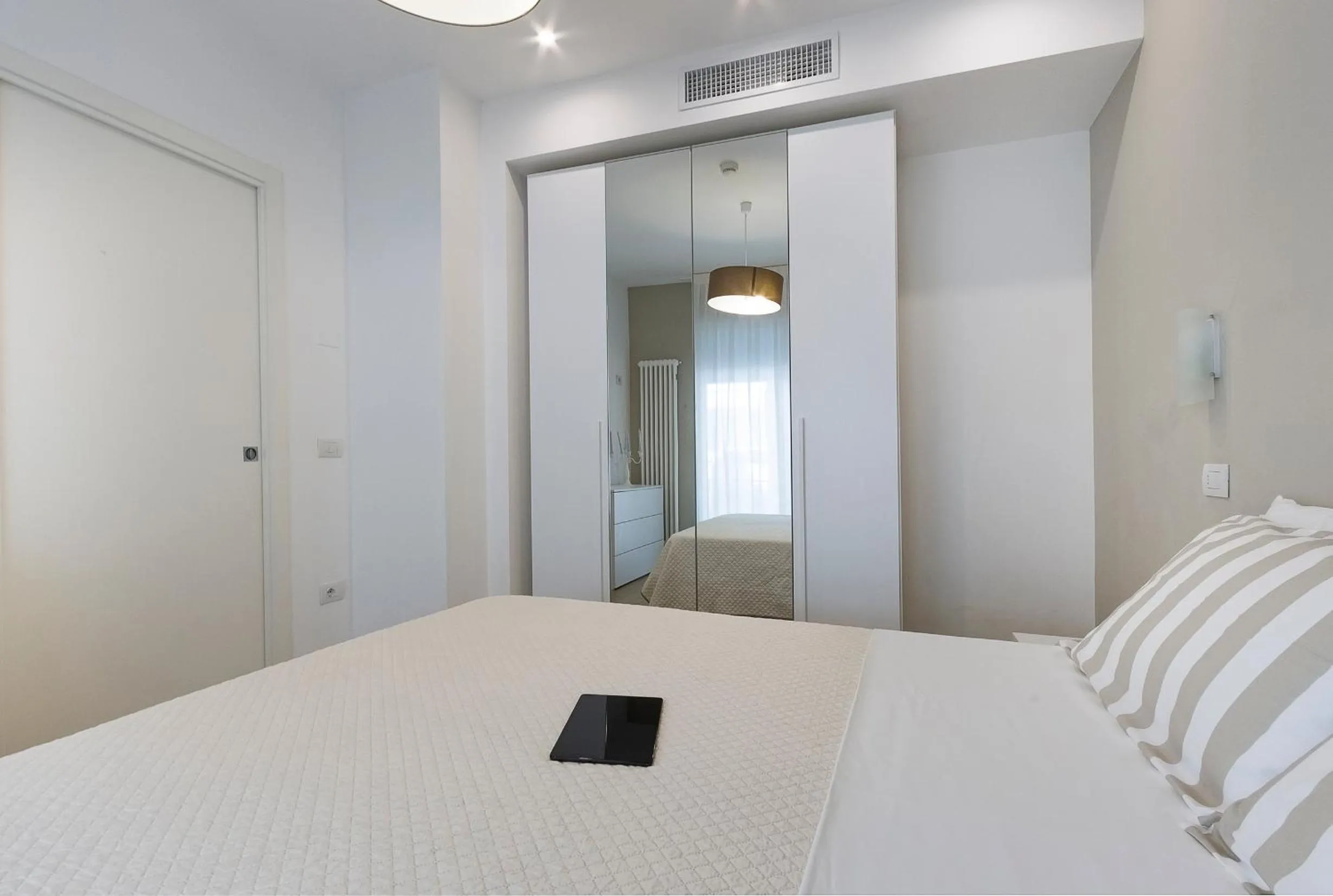 Bed in Residence Armony