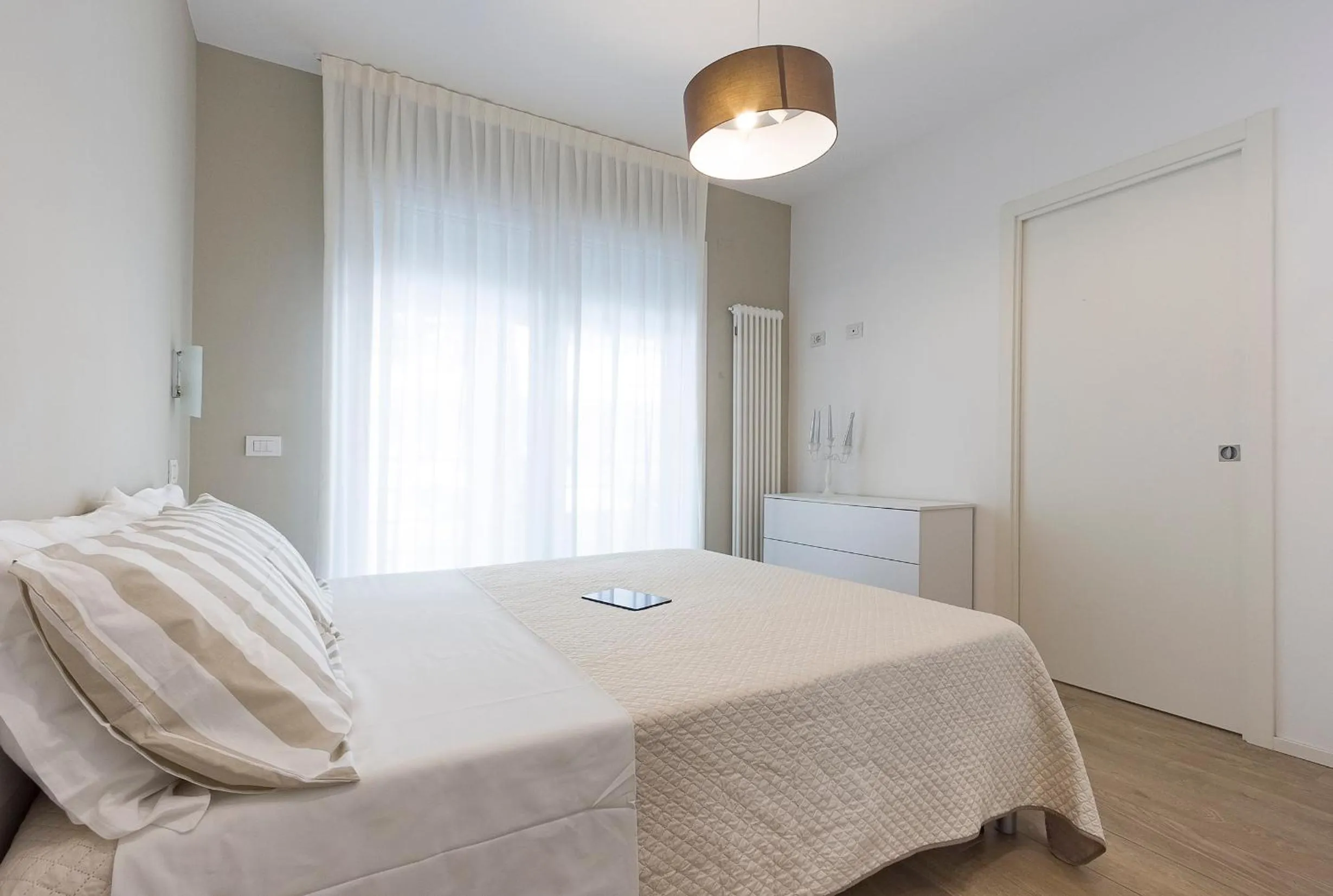 Bed in Residence Armony