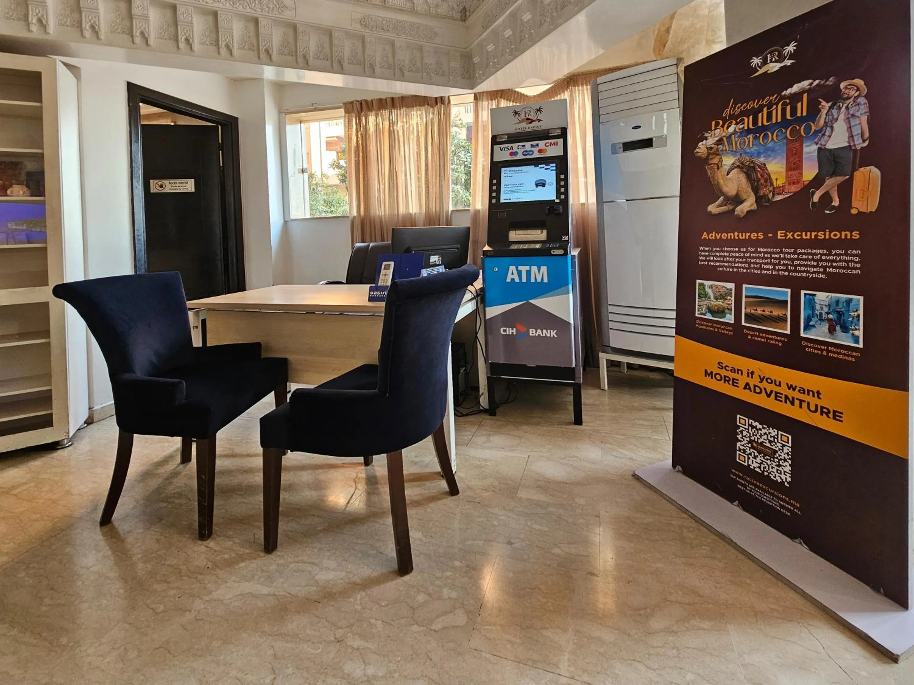 Living room in Hôtel Racine