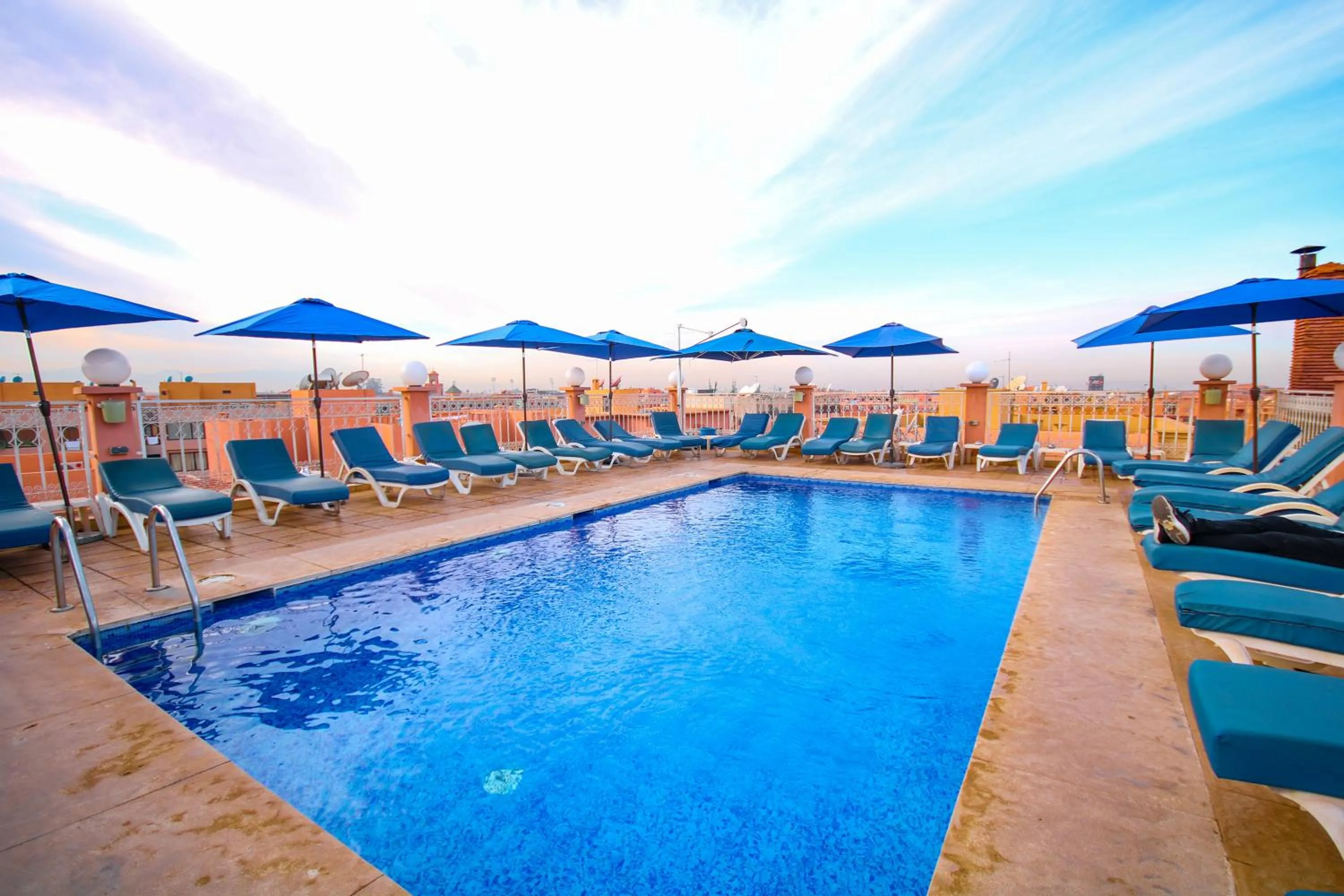 Day in Hôtel Racine