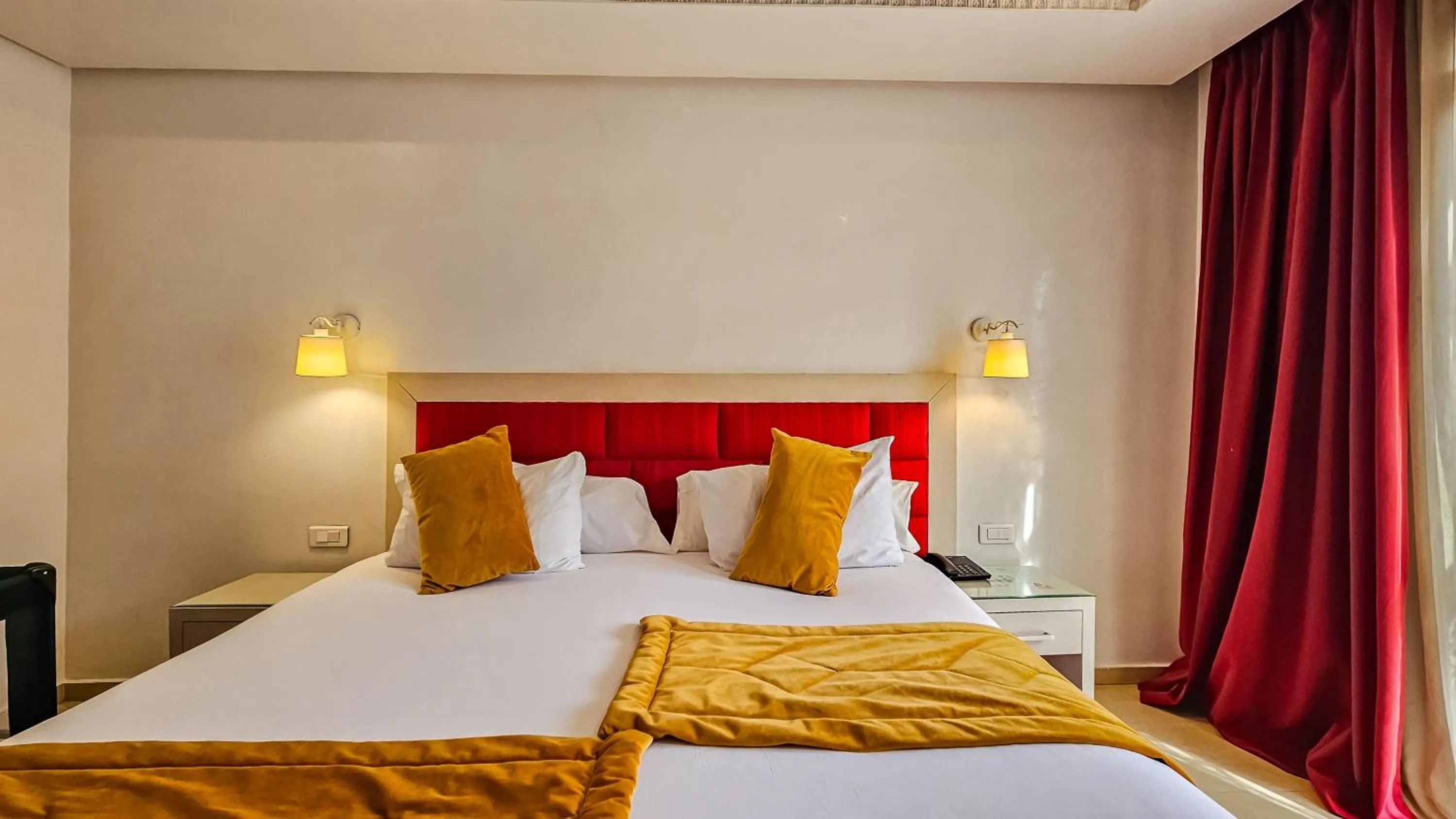 Bed in Hôtel Racine