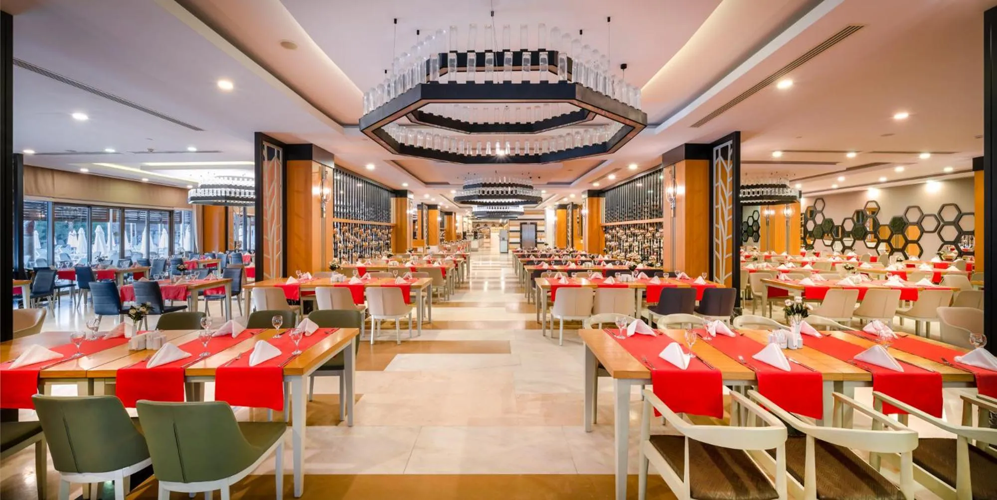 Restaurant/places to eat in Sensitive Premium Resort & Spa