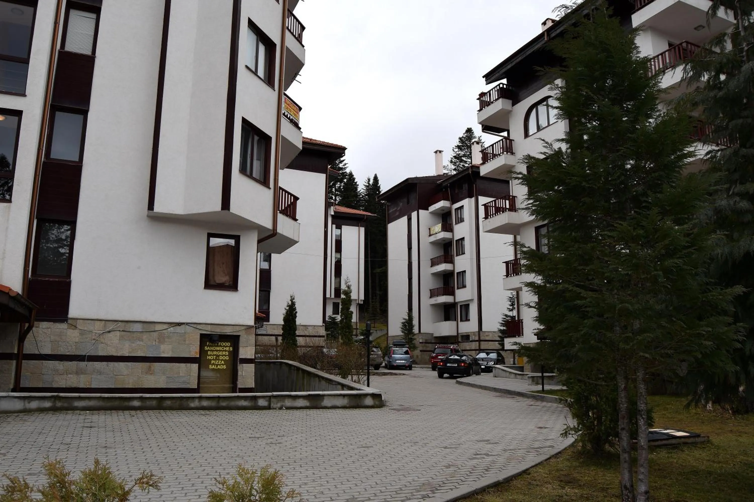 Garden view in Persey Flora Apartments