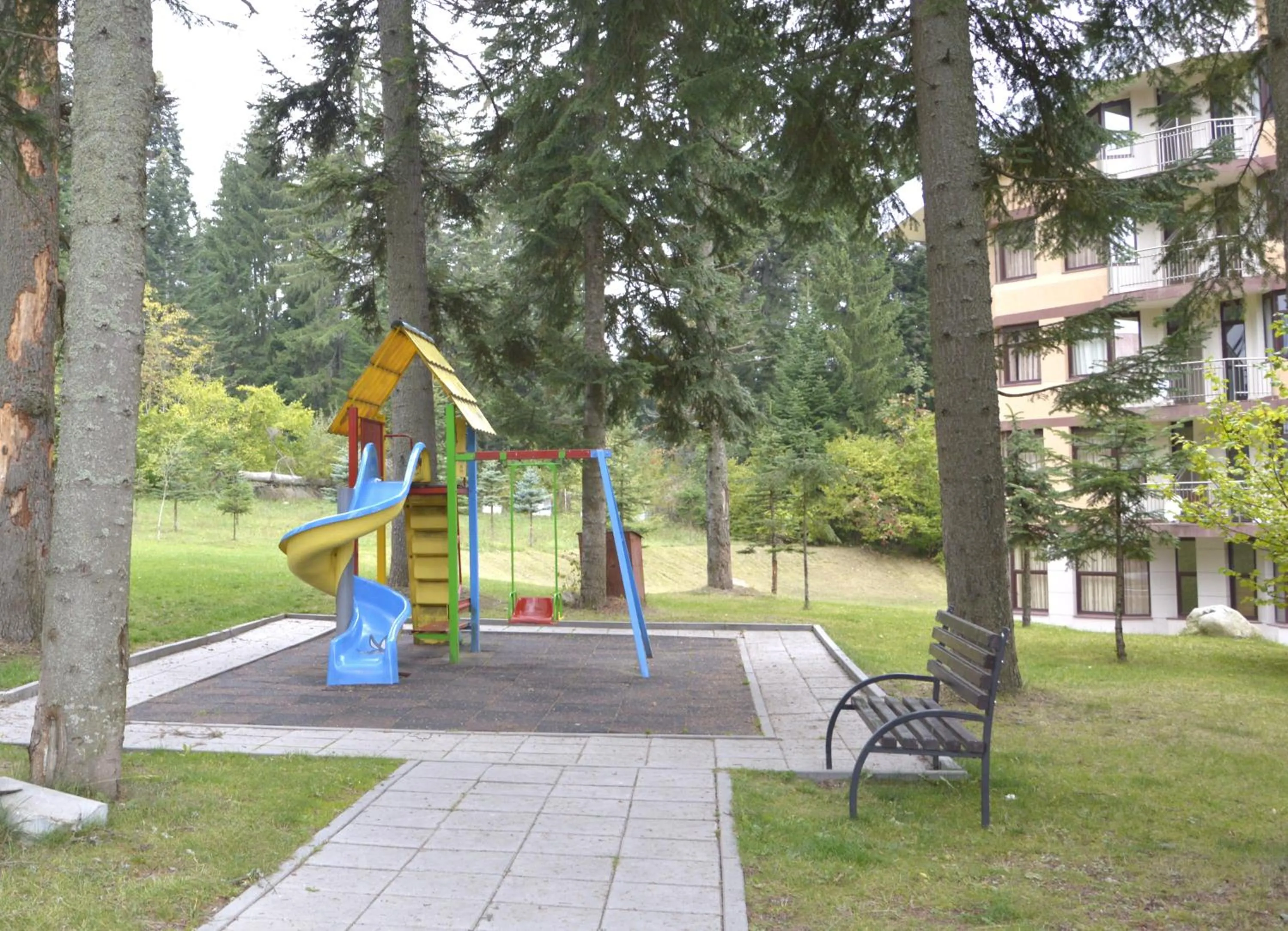 Area and facilities in Persey Flora Apartments