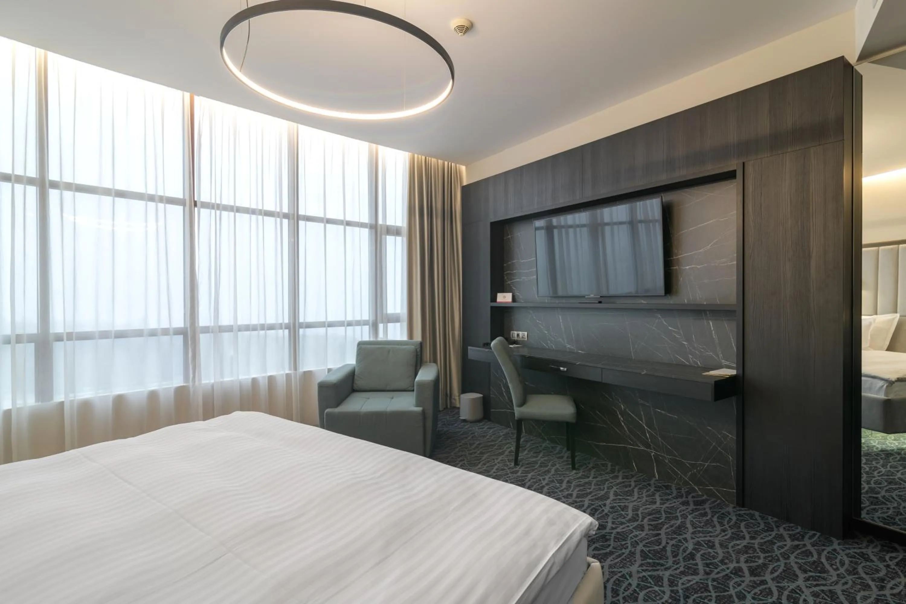 Bedroom, Bed in Rosslyn Dimyat Hotel Varna