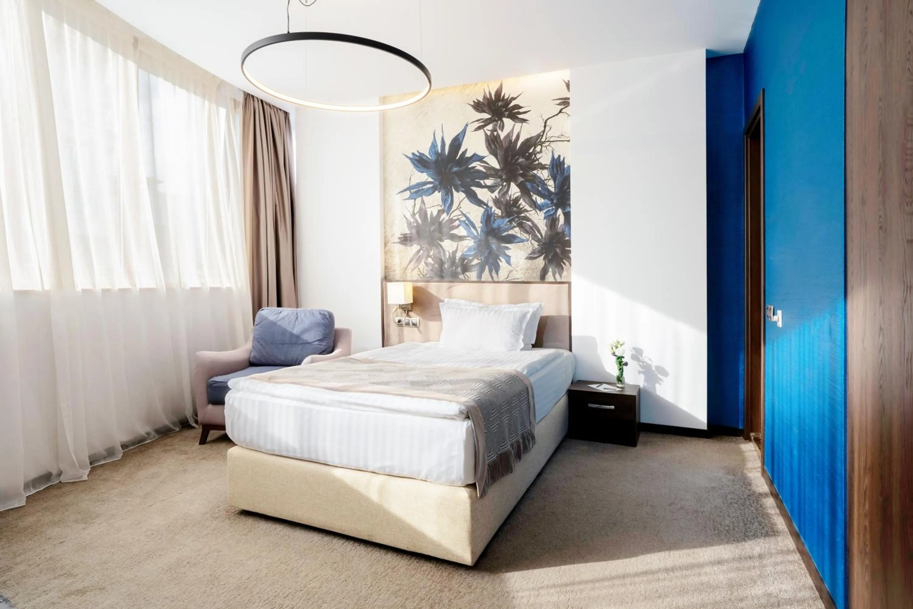 Photo of the whole room, Bed in Rosslyn Dimyat Hotel Varna