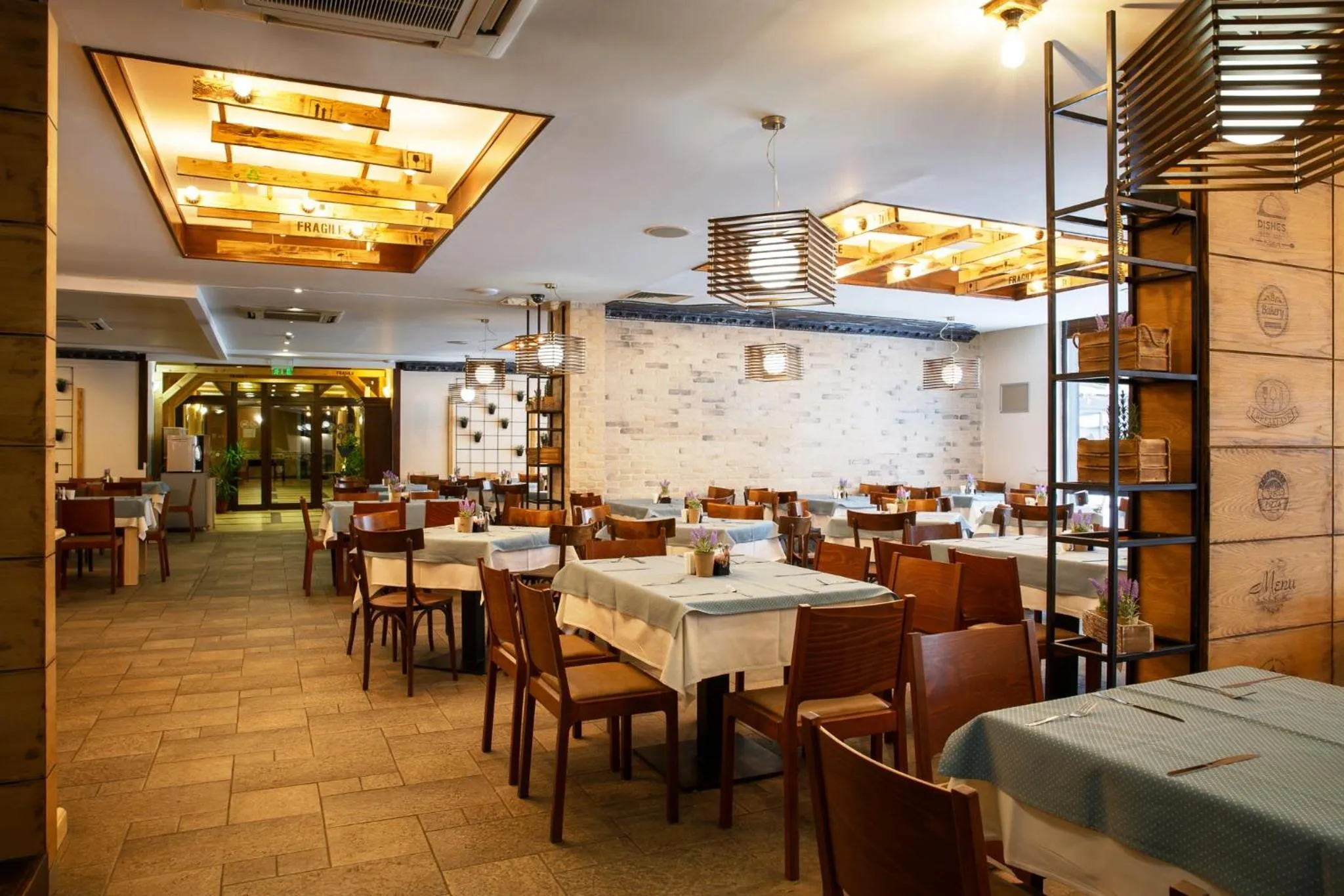 Restaurant/places to eat in Hotel Casa Karina Bansko - Half Board & All Inclusive