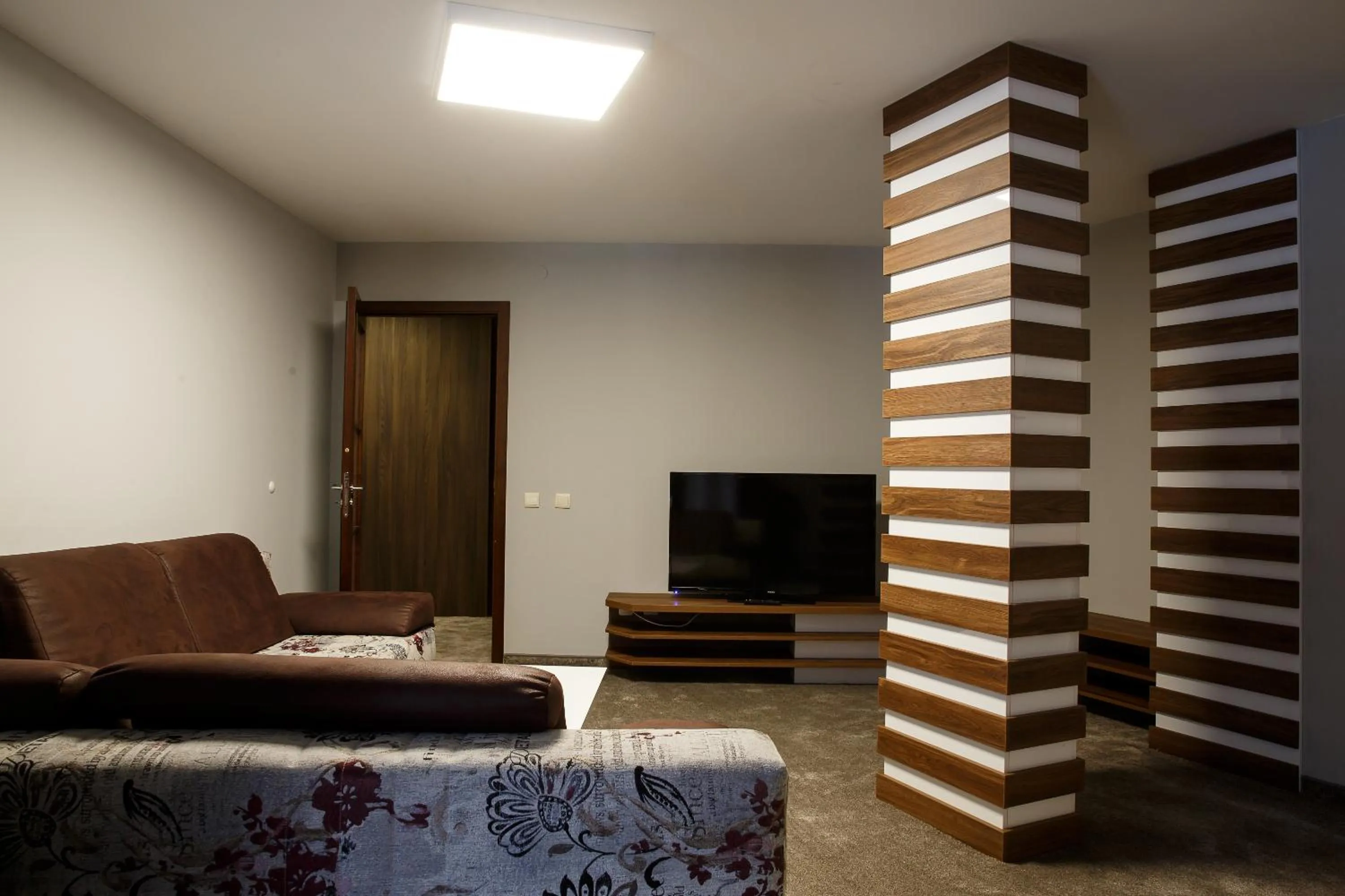 Communal lounge/ TV room in Hotel Casa Karina Bansko - Half Board & All Inclusive