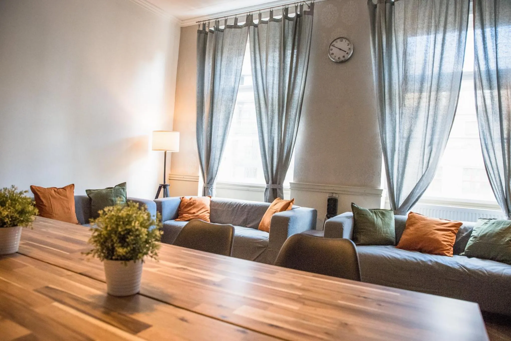 Communal lounge/ TV room in Onefam Old Town