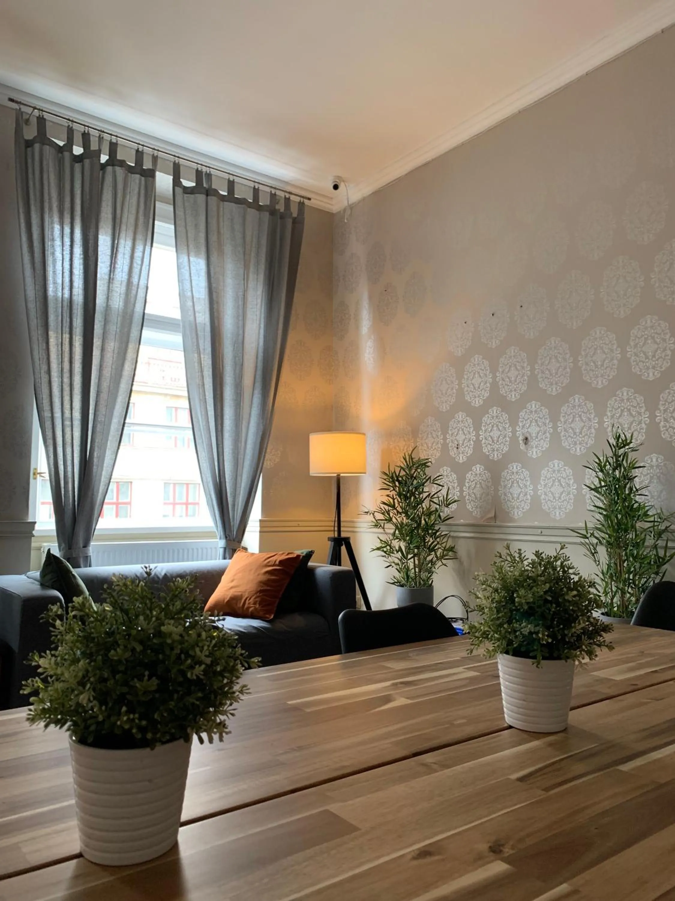 Communal lounge/ TV room in Onefam Old Town