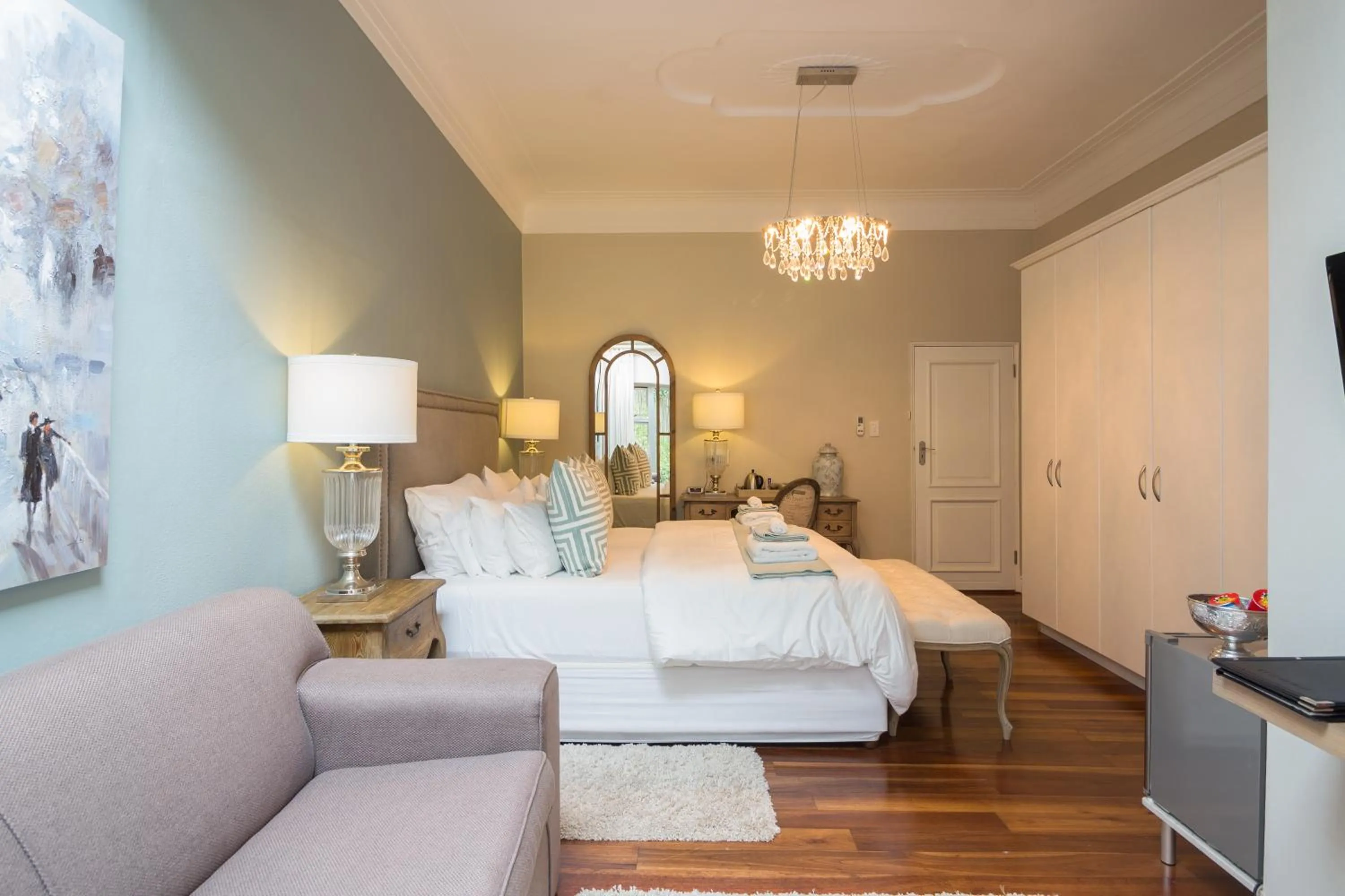 Bed in Island Way Villa