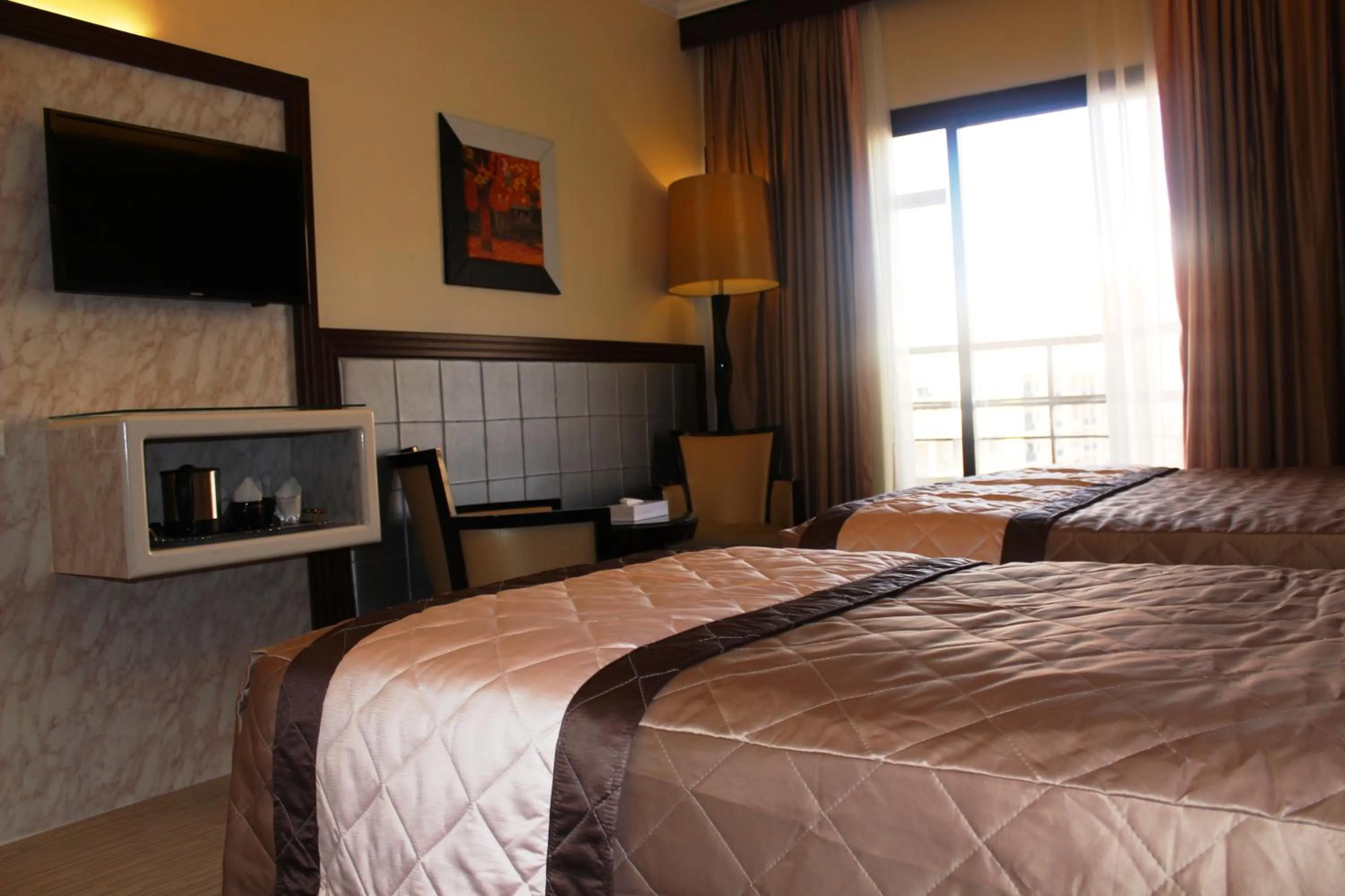 Bedroom, Bed in Al Khaleej Grand Hotel