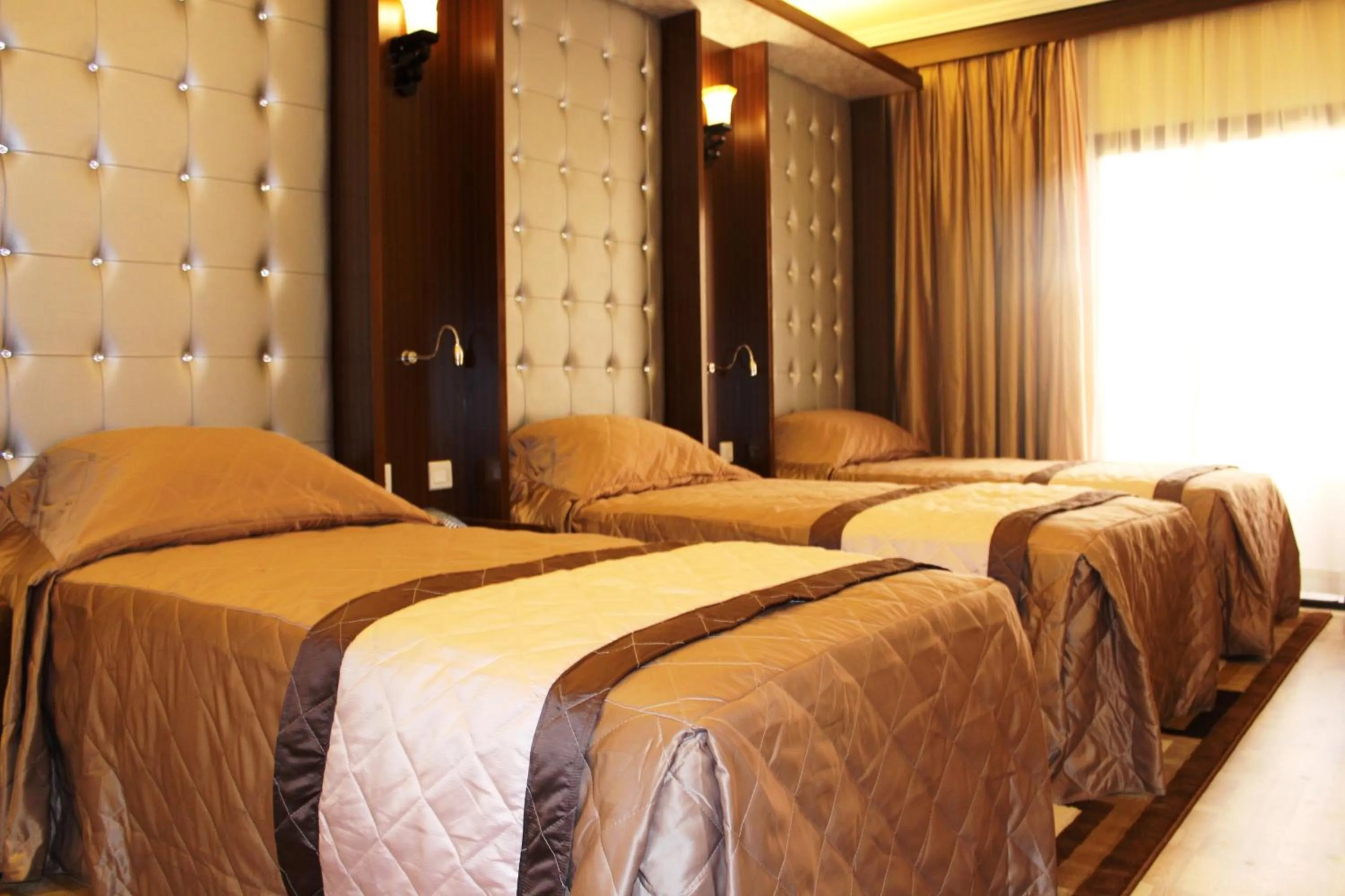 Bedroom, Bed in Al Khaleej Grand Hotel